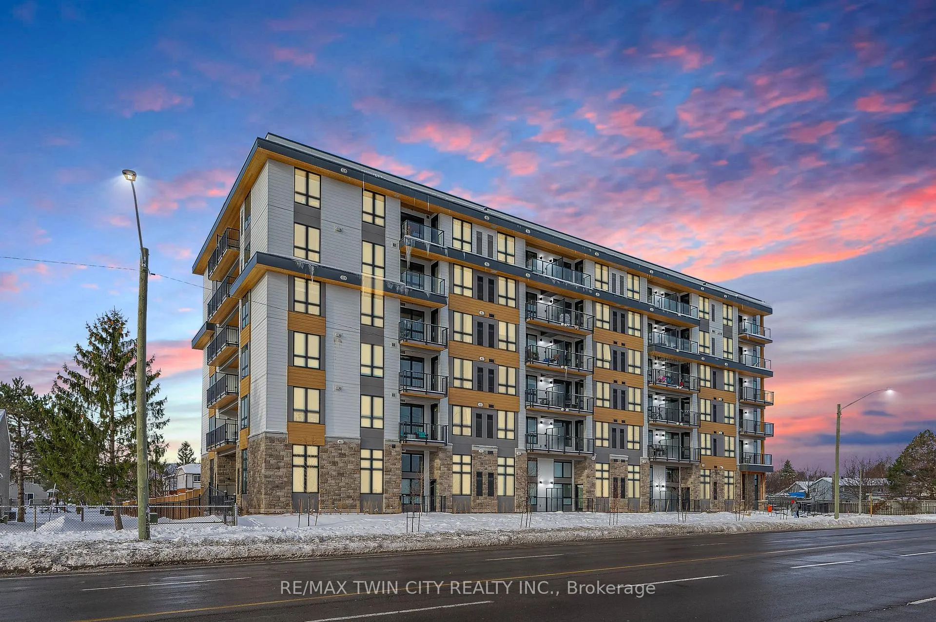 Photo 1 of Unit 614, 101 Golden Eagle Road, Waterloo — HOMEH