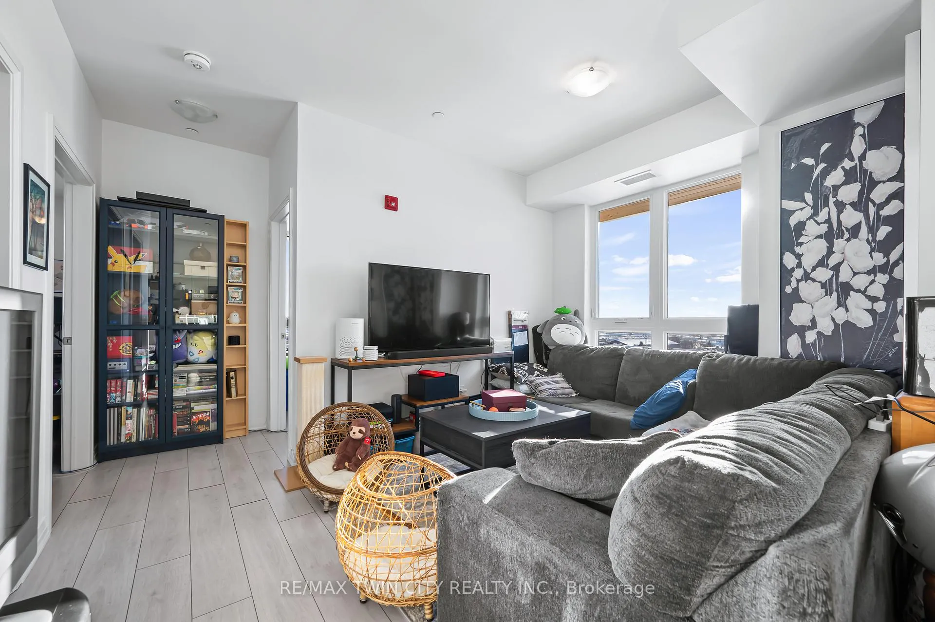Photo 19 of Unit 614, 101 Golden Eagle Road, Waterloo — HOMEH