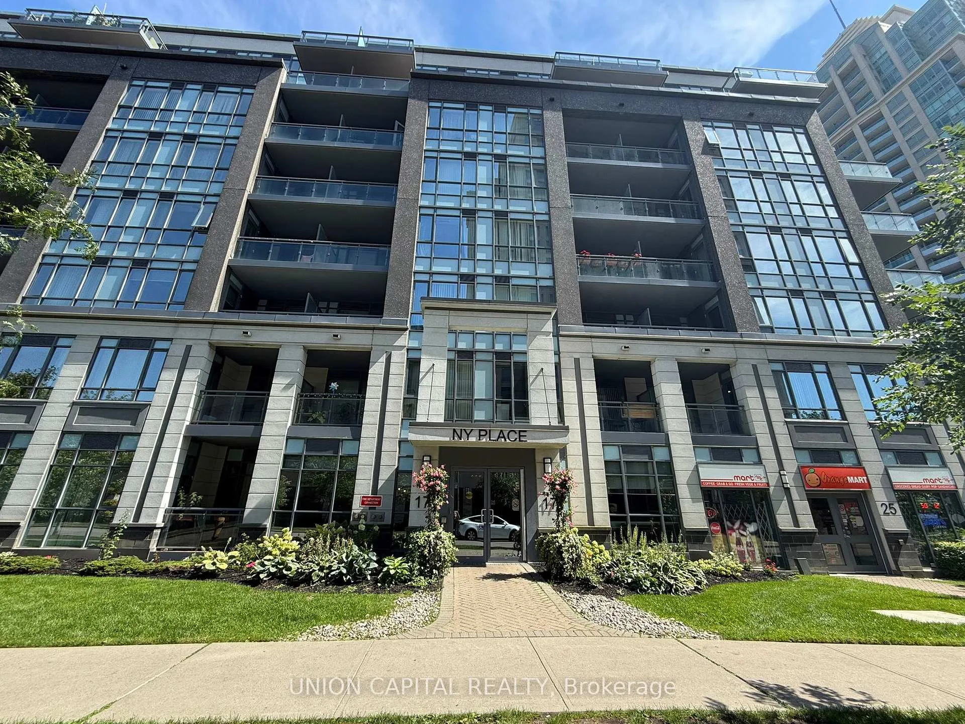 Front of Unit 405, 17 kenaston Gardens