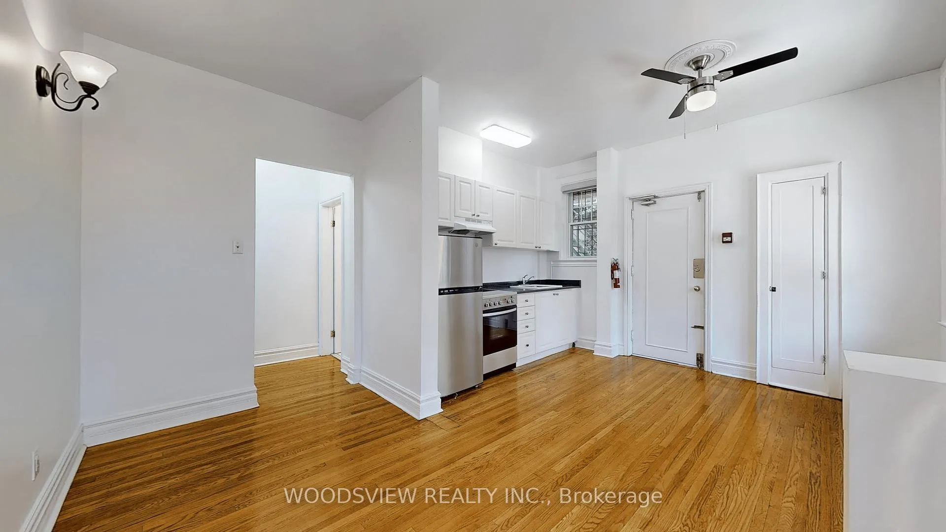 Photo 3 of Unit 11, 135 Earl Place, Toronto, North St. James Town — HOMEH
