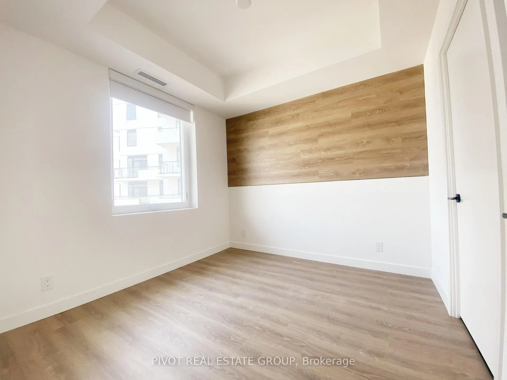 Photo 4 of Unit 918, 1050 Eastern Avenue, Toronto, The Beaches — HOMEH
