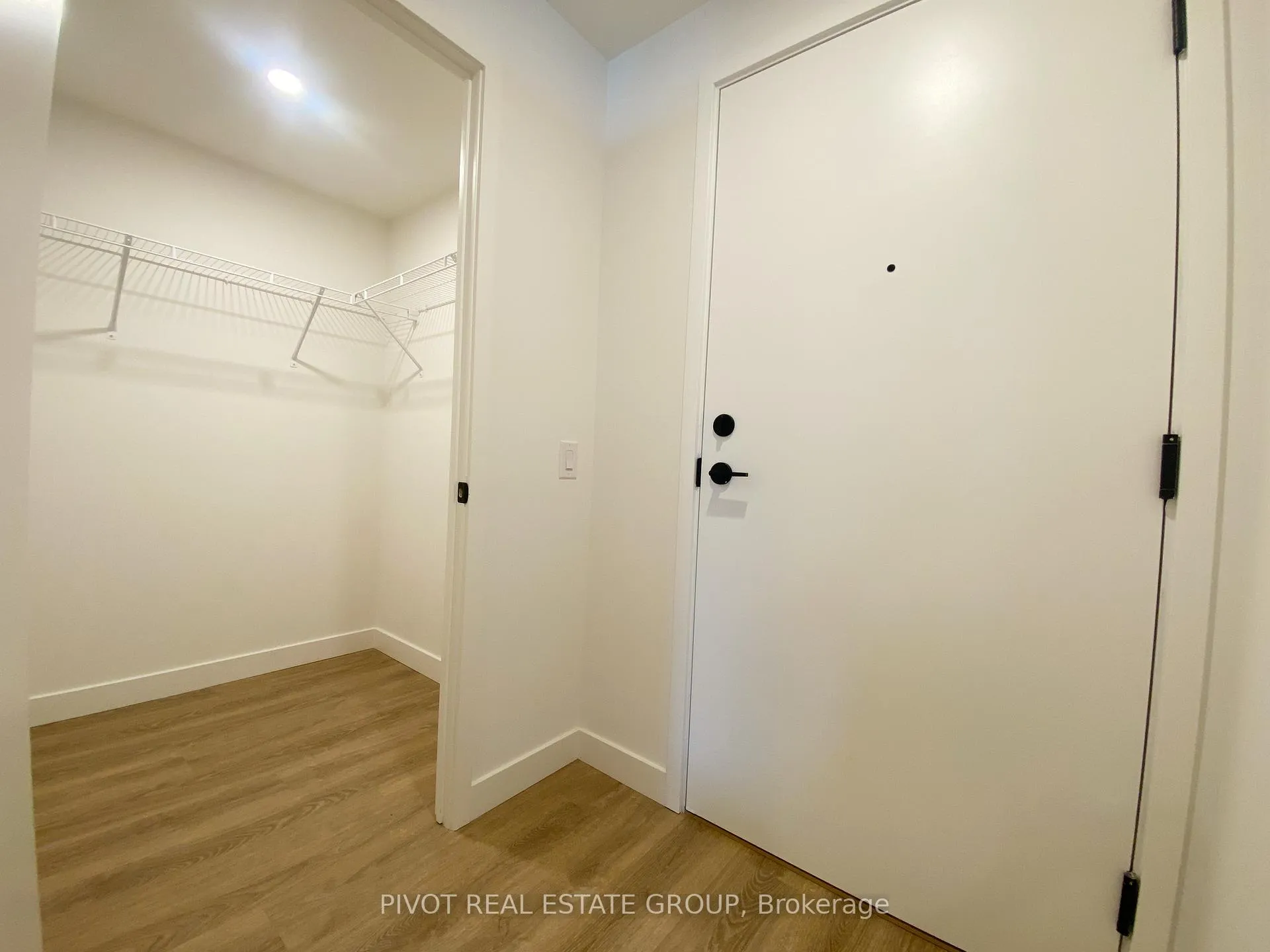 Photo 6 of Unit 918, 1050 Eastern Avenue, Toronto, The Beaches — HOMEH