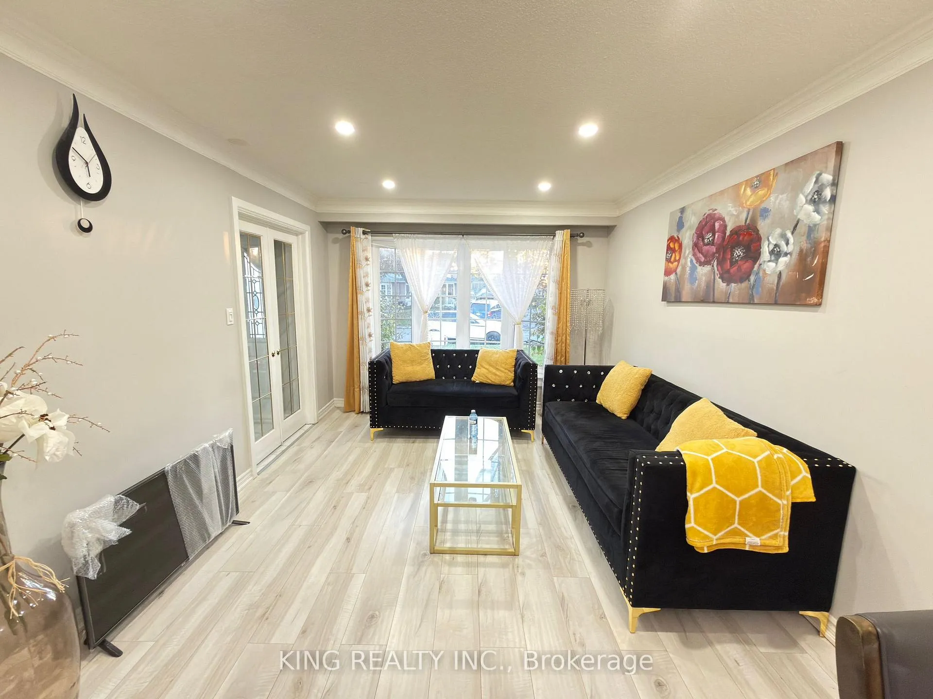Photo 1 of 21 Greenwood Crescent, Brampton, Northgate — HOMEH