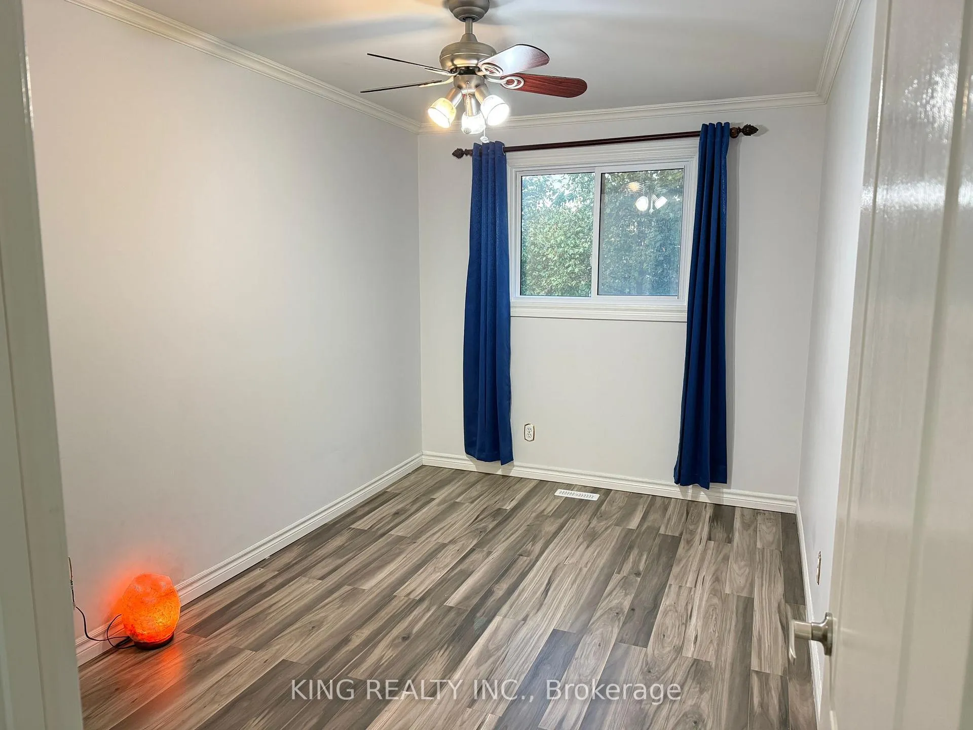 Photo 8 of 21 Greenwood Crescent, Brampton, Northgate — HOMEH
