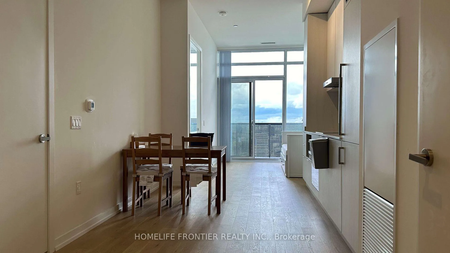 Photo 4 of Unit Ph102, 138 Downes Street, Toronto, Waterfront Communities — HOMEH
