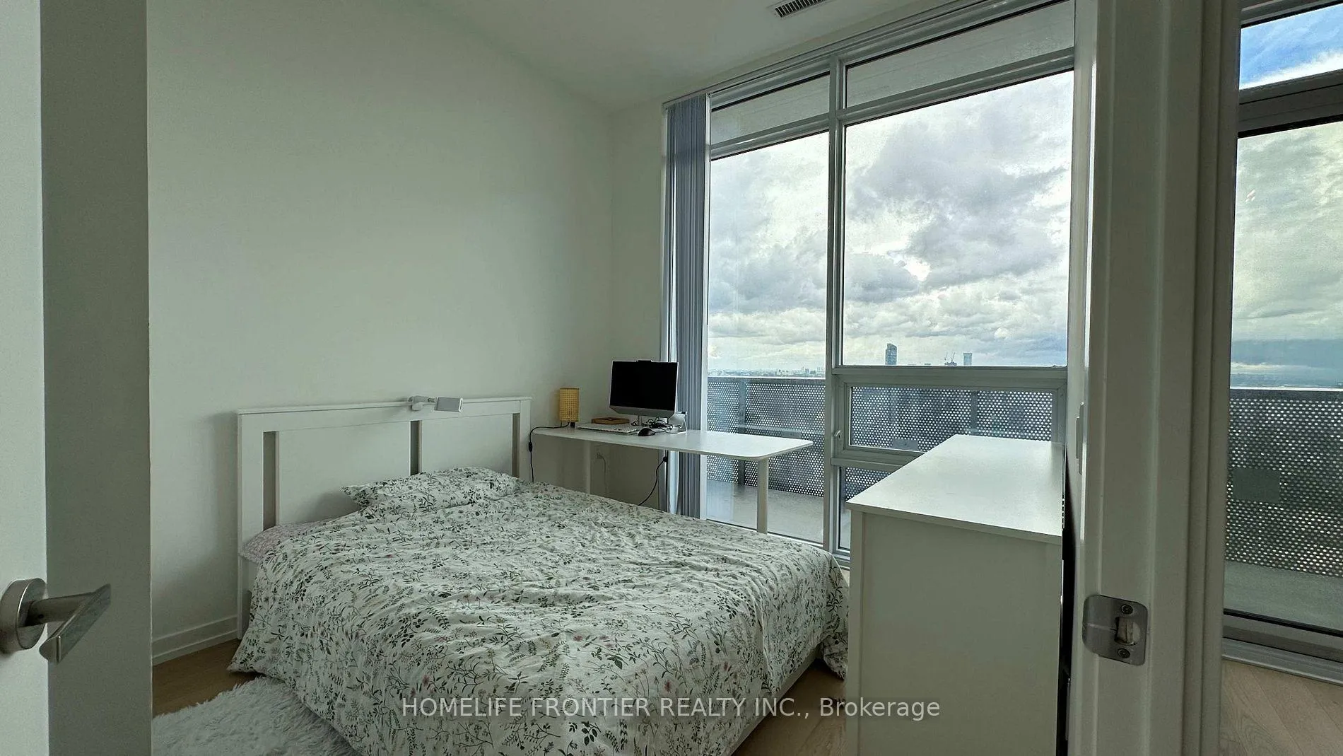 Photo 7 of Unit Ph102, 138 Downes Street, Toronto, Waterfront Communities — HOMEH