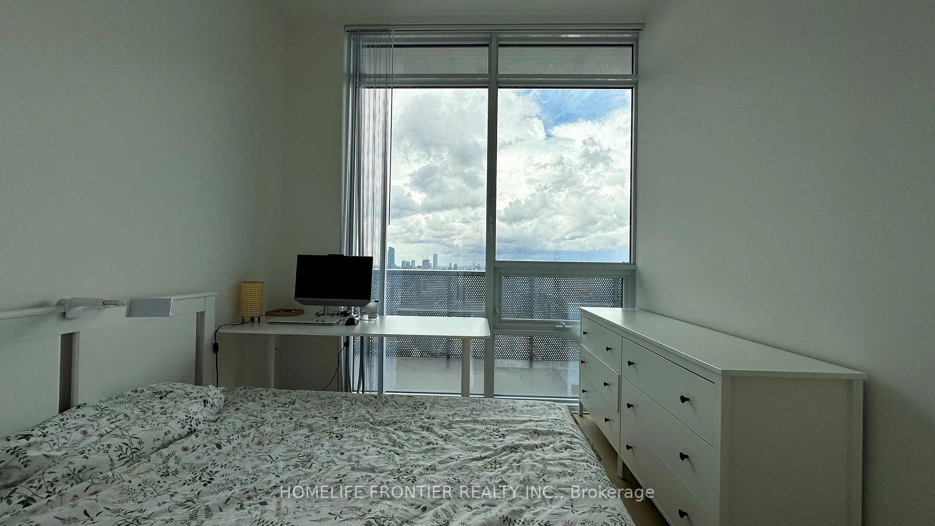 Photo 8 of Unit Ph102, 138 Downes Street, Toronto, Waterfront Communities — HOMEH