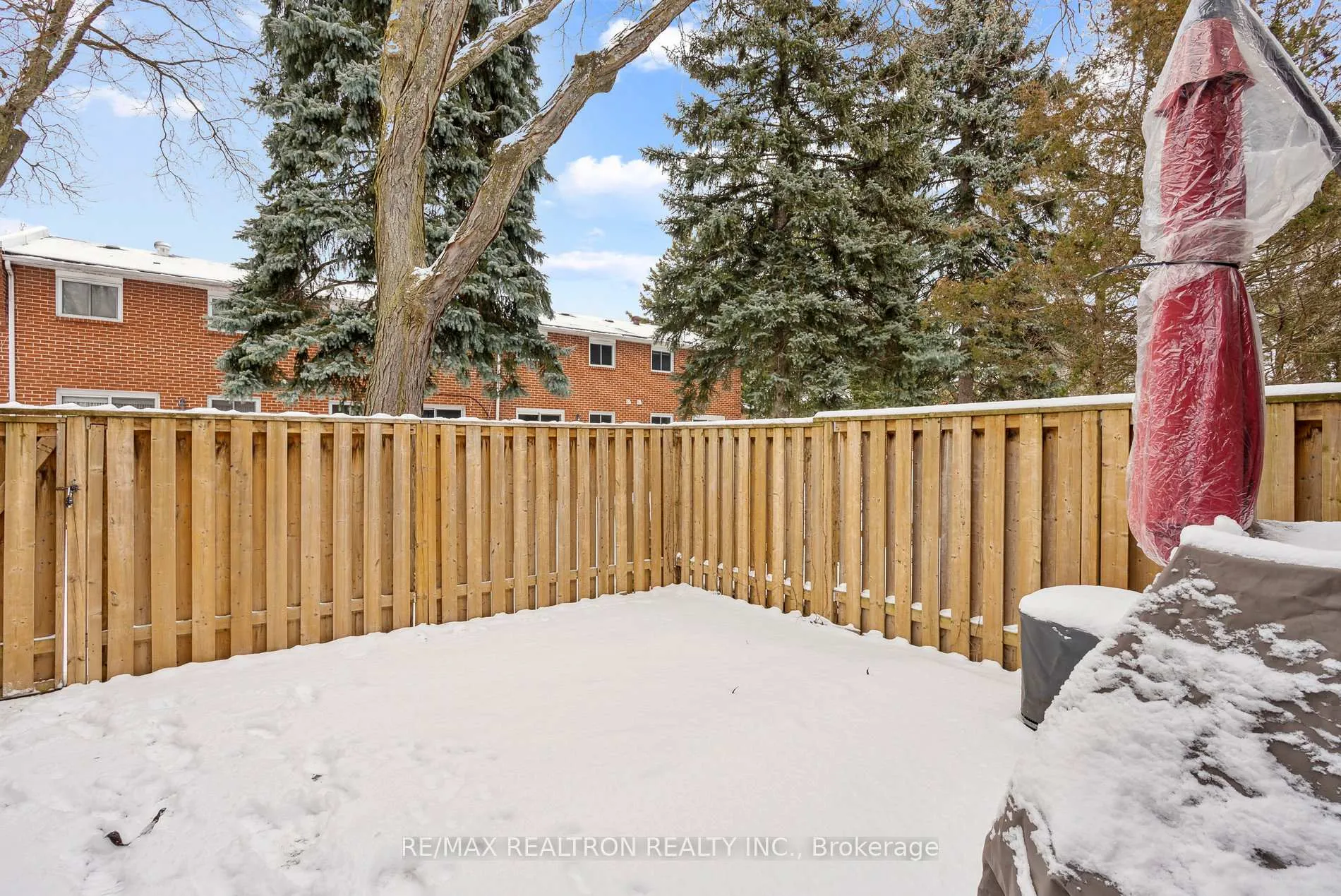 Photo 28 of 29 Harris Way, Markham, Aileen-Willowbrook — HOMEH