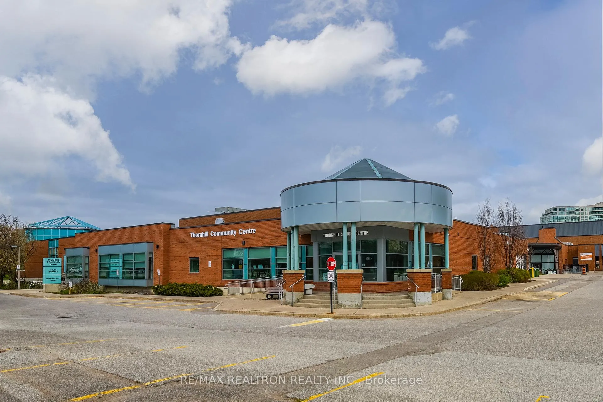 Photo 35 of 29 Harris Way, Markham, Aileen-Willowbrook — HOMEH