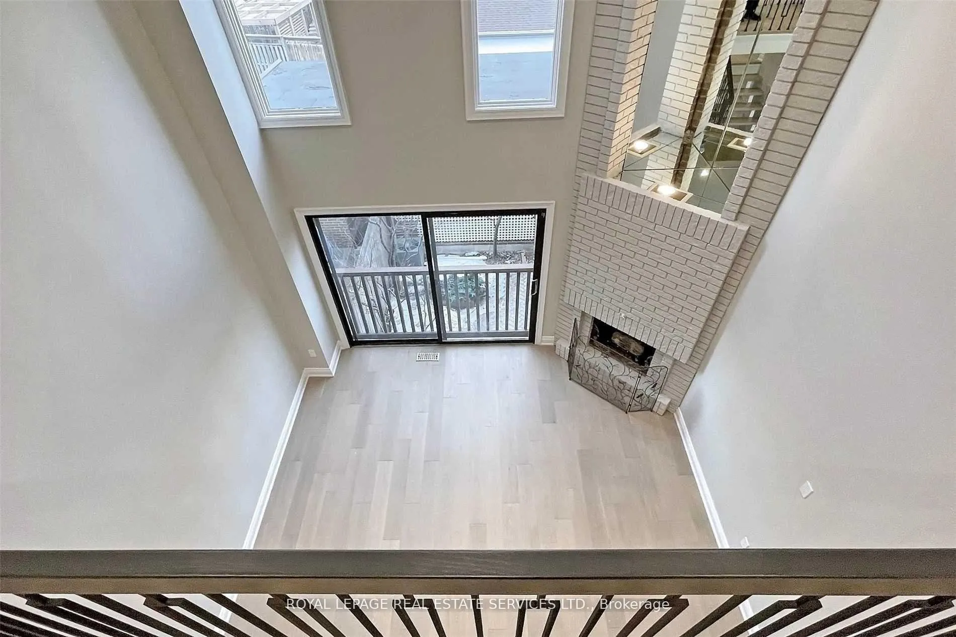 Photo 5 of 26A Dundonald Street, Toronto, Church-Yonge Corridor — HOMEH