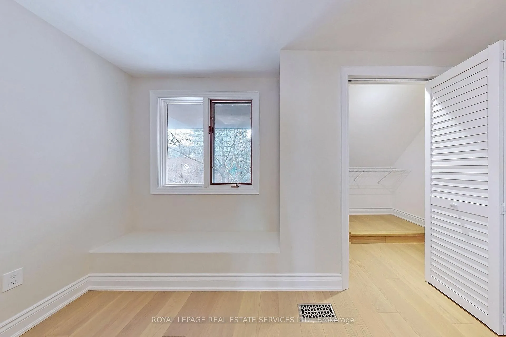 Photo 24 of 26A Dundonald Street, Toronto, Church-Yonge Corridor — HOMEH