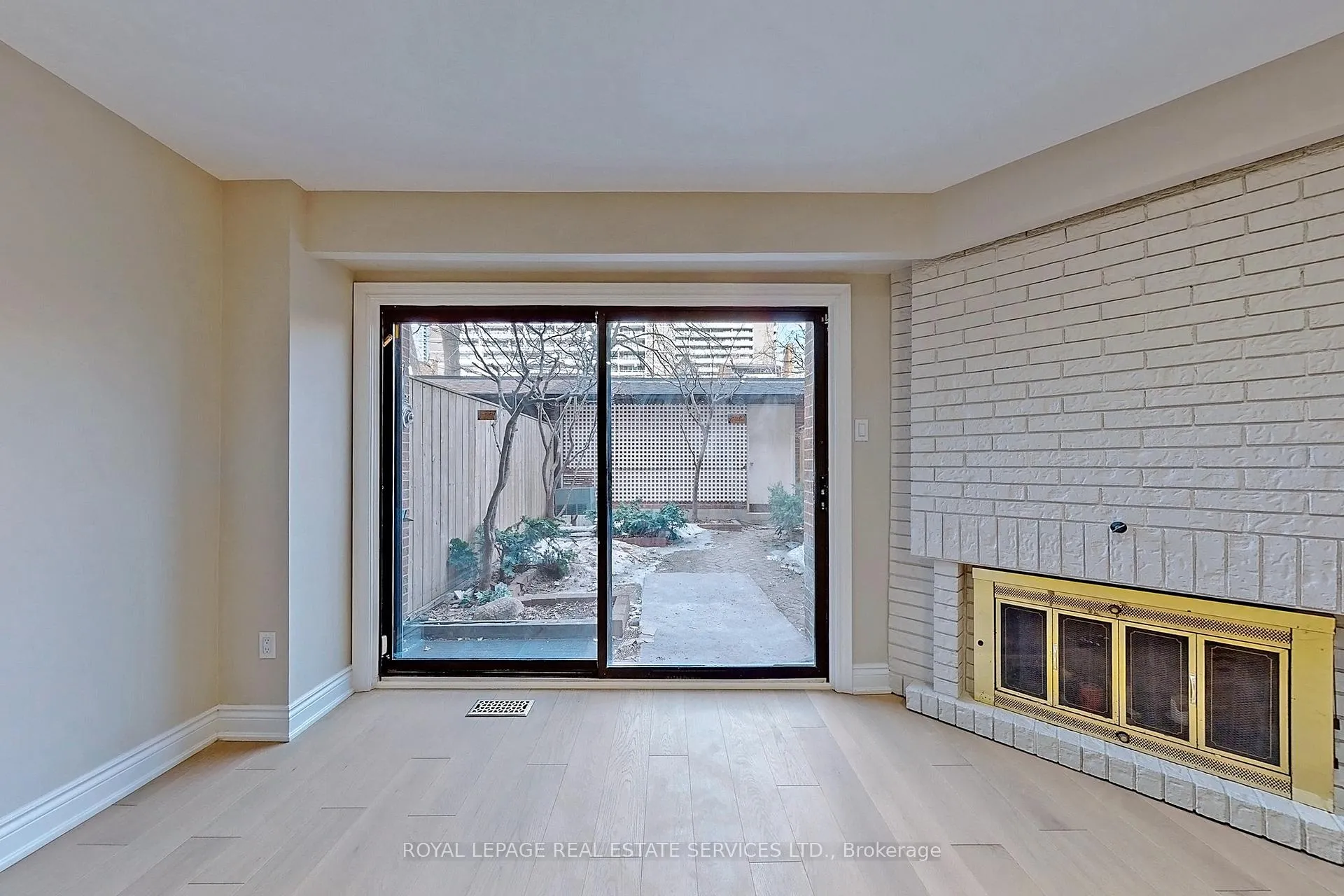 Photo 29 of 26A Dundonald Street, Toronto, Church-Yonge Corridor — HOMEH