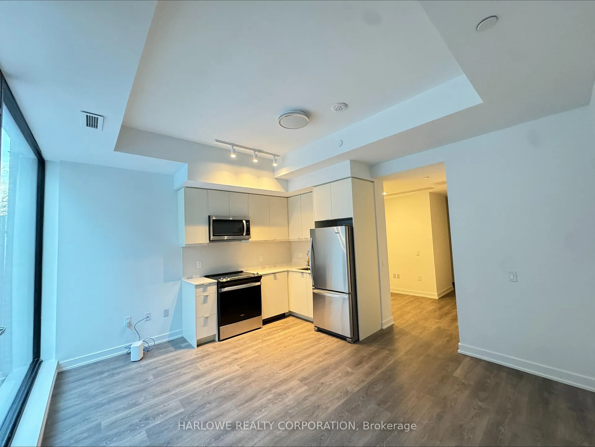 Front of Unit 157 D, 1614 Charles Street