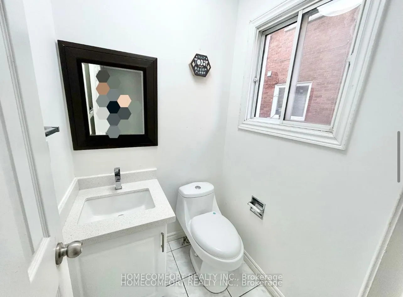 Photo 12 of Unit Upper, 28 Coppard Avenue, Markham, Middlefield — HOMEH