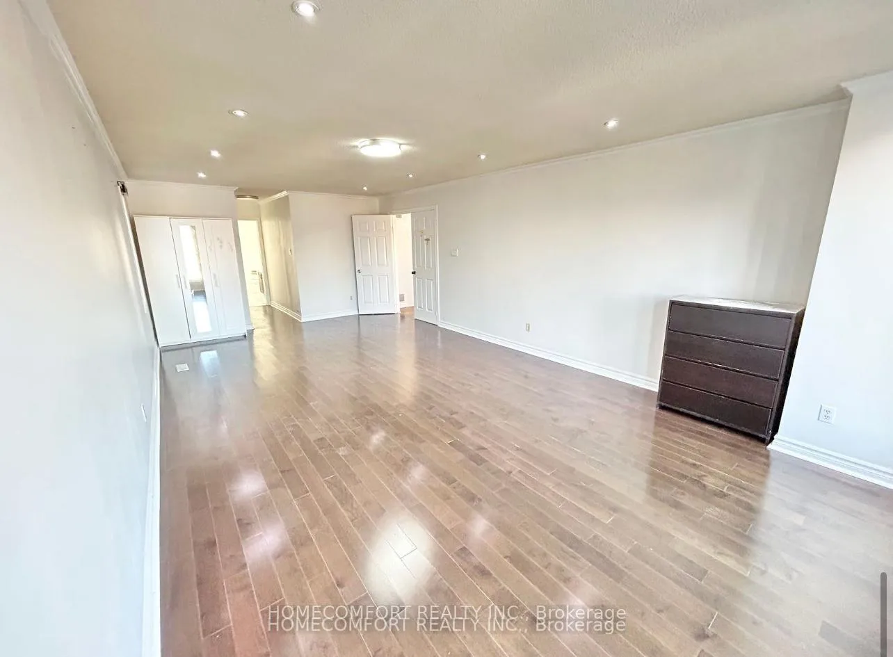 Photo 16 of Unit Upper, 28 Coppard Avenue, Markham, Middlefield — HOMEH