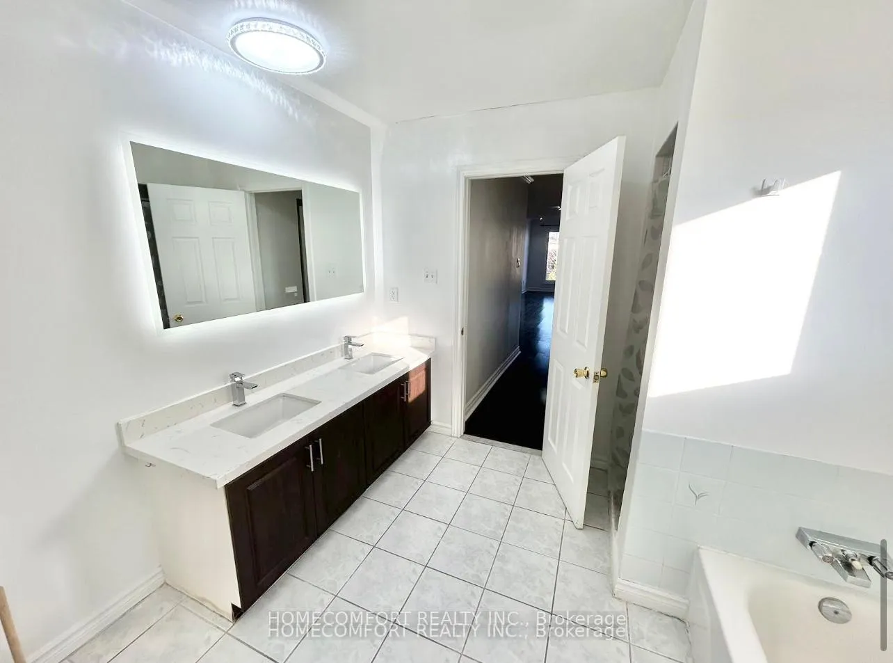 Photo 18 of Unit Upper, 28 Coppard Avenue, Markham, Middlefield — HOMEH