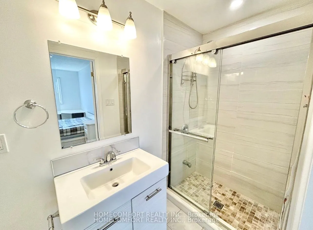 Photo 21 of Unit Upper, 28 Coppard Avenue, Markham, Middlefield — HOMEH