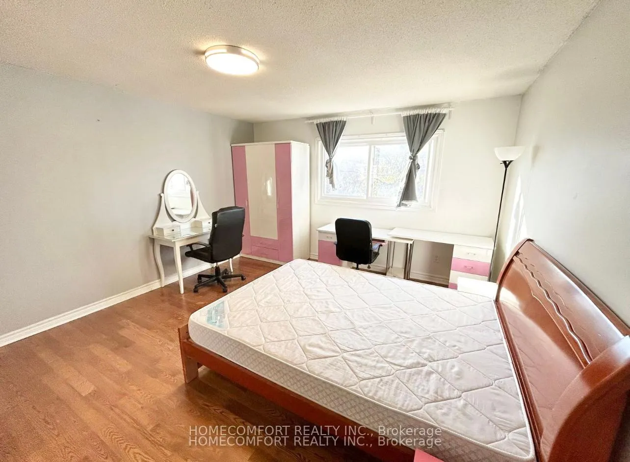 Photo 25 of Unit Upper, 28 Coppard Avenue, Markham, Middlefield — HOMEH