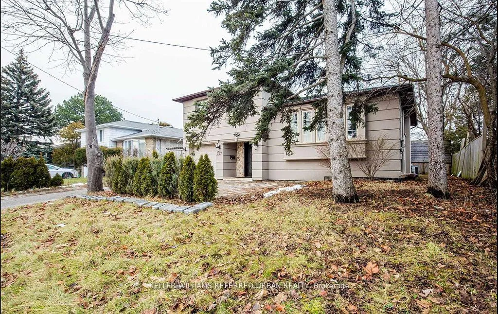 Photo 2 of 557 Cummer Avenue, North York, Bayview Woods-Steeles — HOMEH