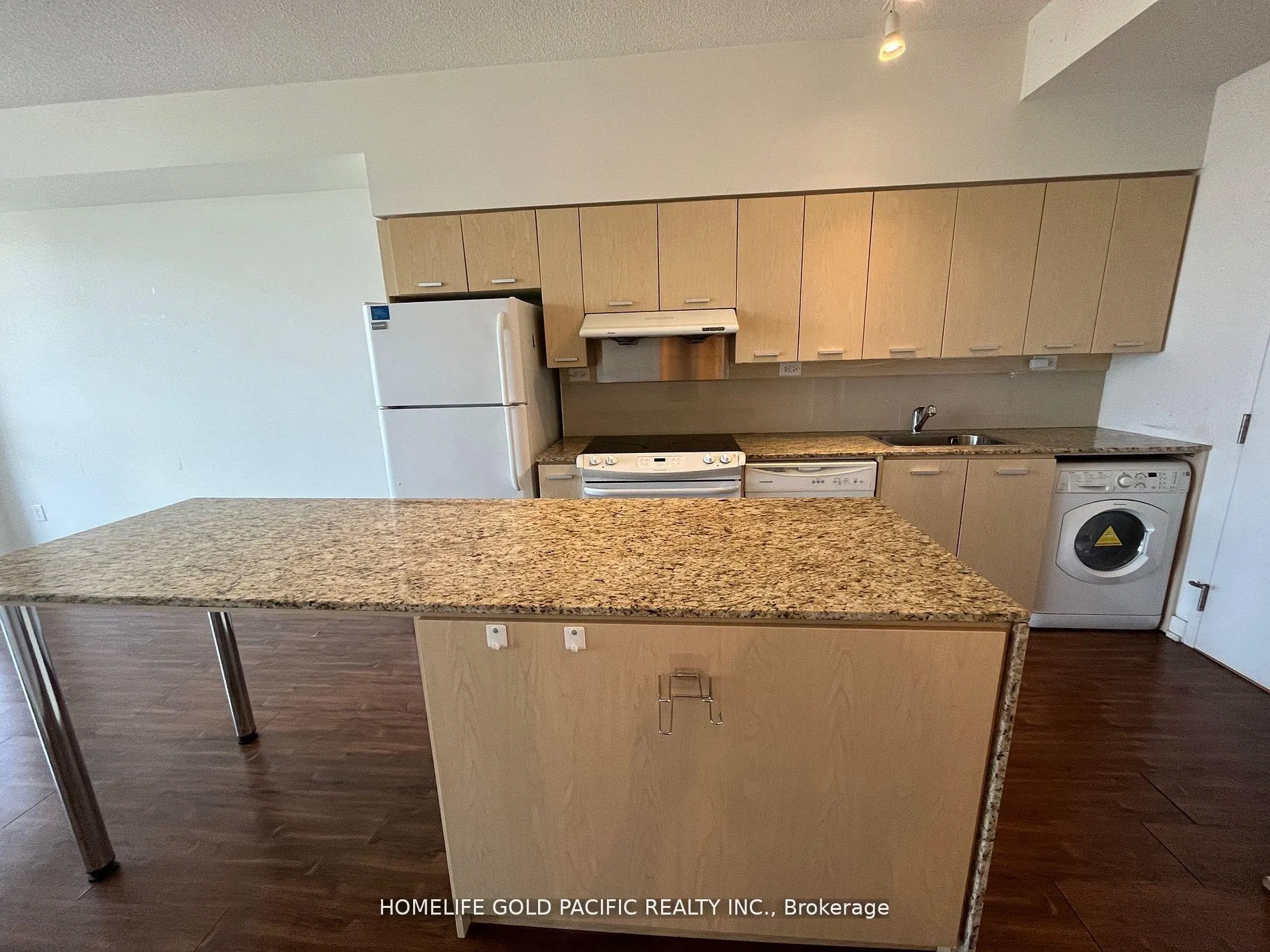 Photo 6 of Unit 2106, 29 Singer Court, North York, Bayview Village — HOMEH
