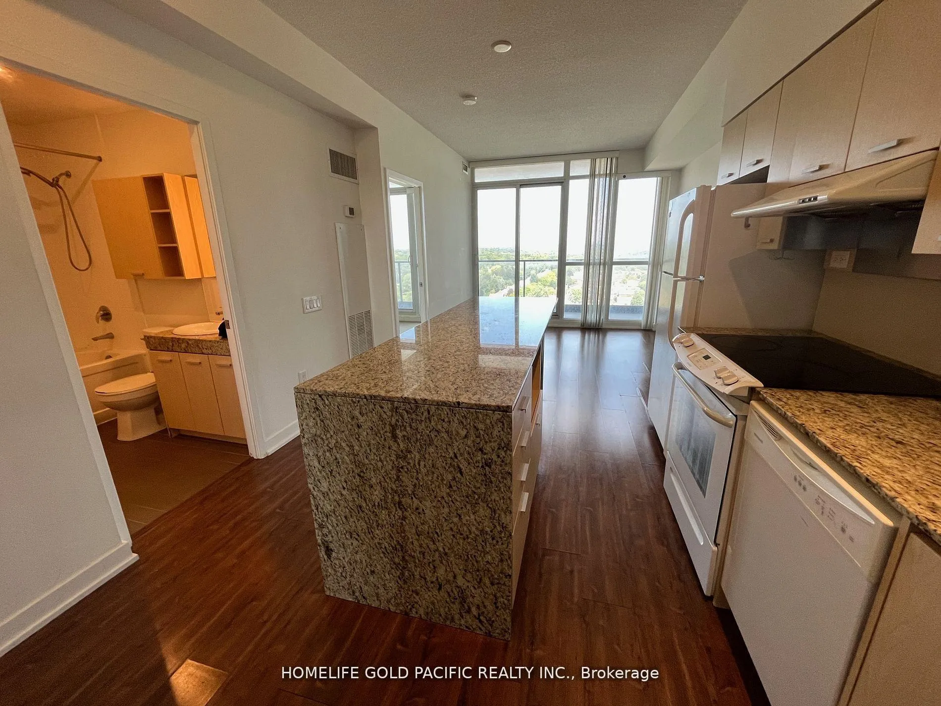 Photo 8 of Unit 2106, 29 Singer Court, North York, Bayview Village — HOMEH