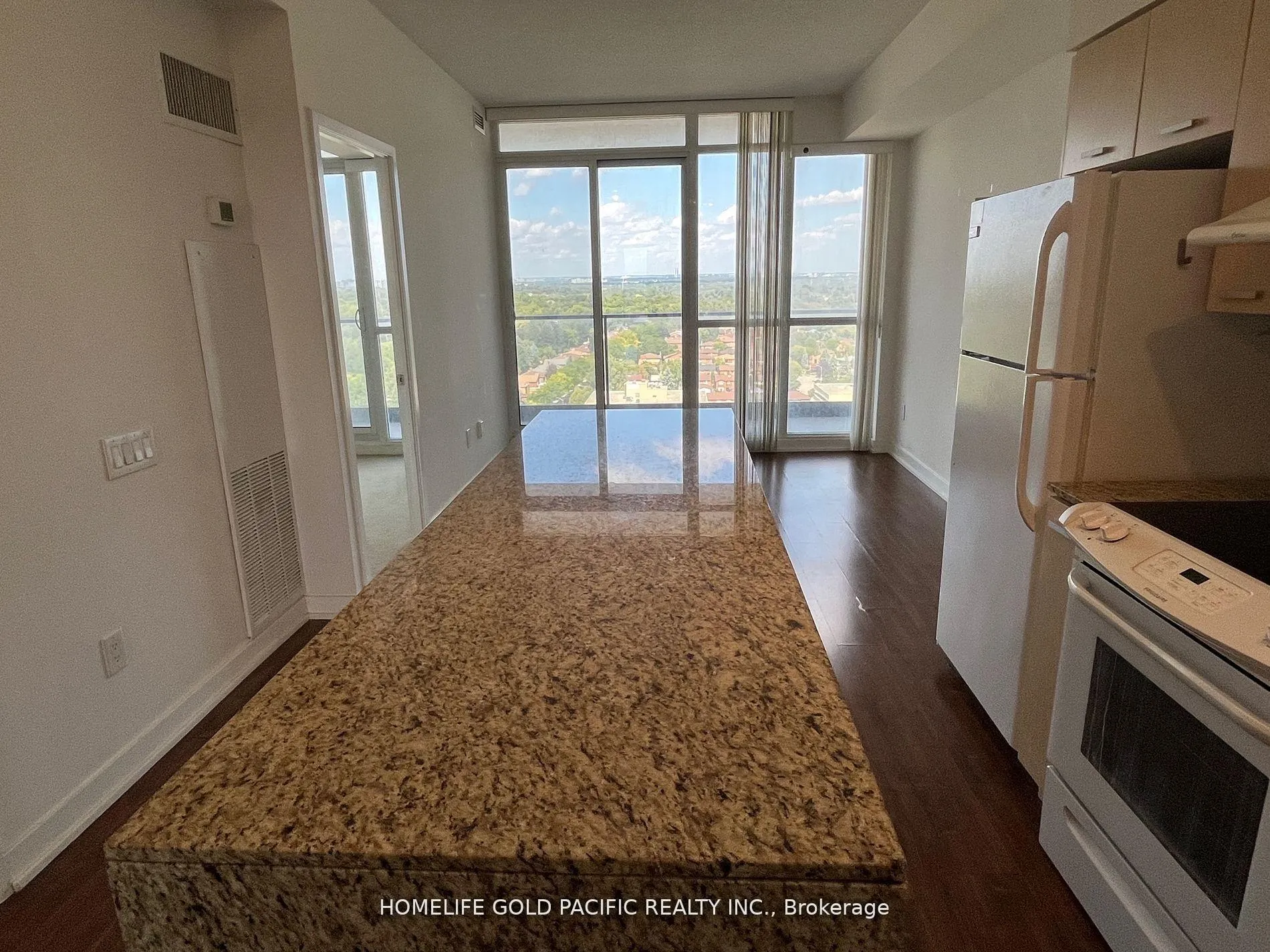 Photo 9 of Unit 2106, 29 Singer Court, North York, Bayview Village — HOMEH