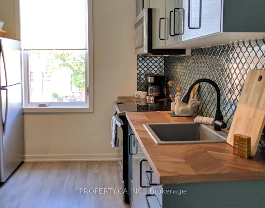 Photo 3 of Unit A, 501 Queen Street, Toronto, Moss Park — HOMEH