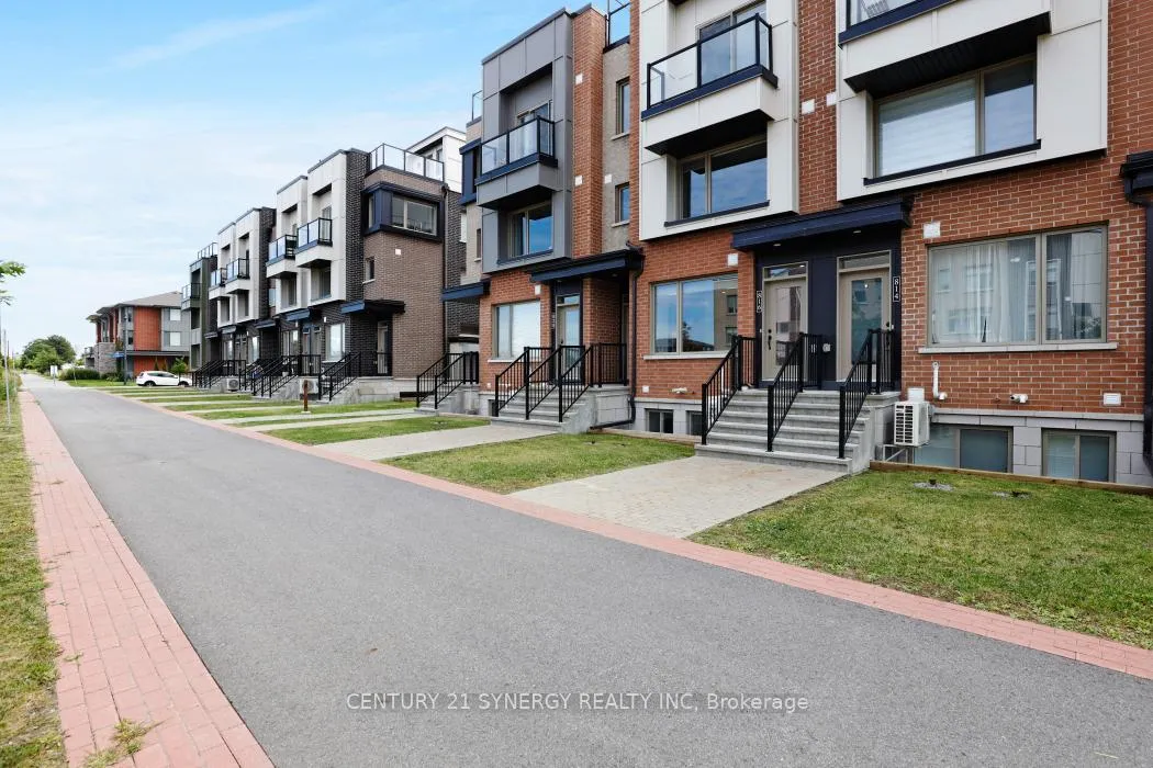 Photo 3 of 816 Mikinak Road S, Ottawa, CFB Rockcliffe and Area — HOMEH