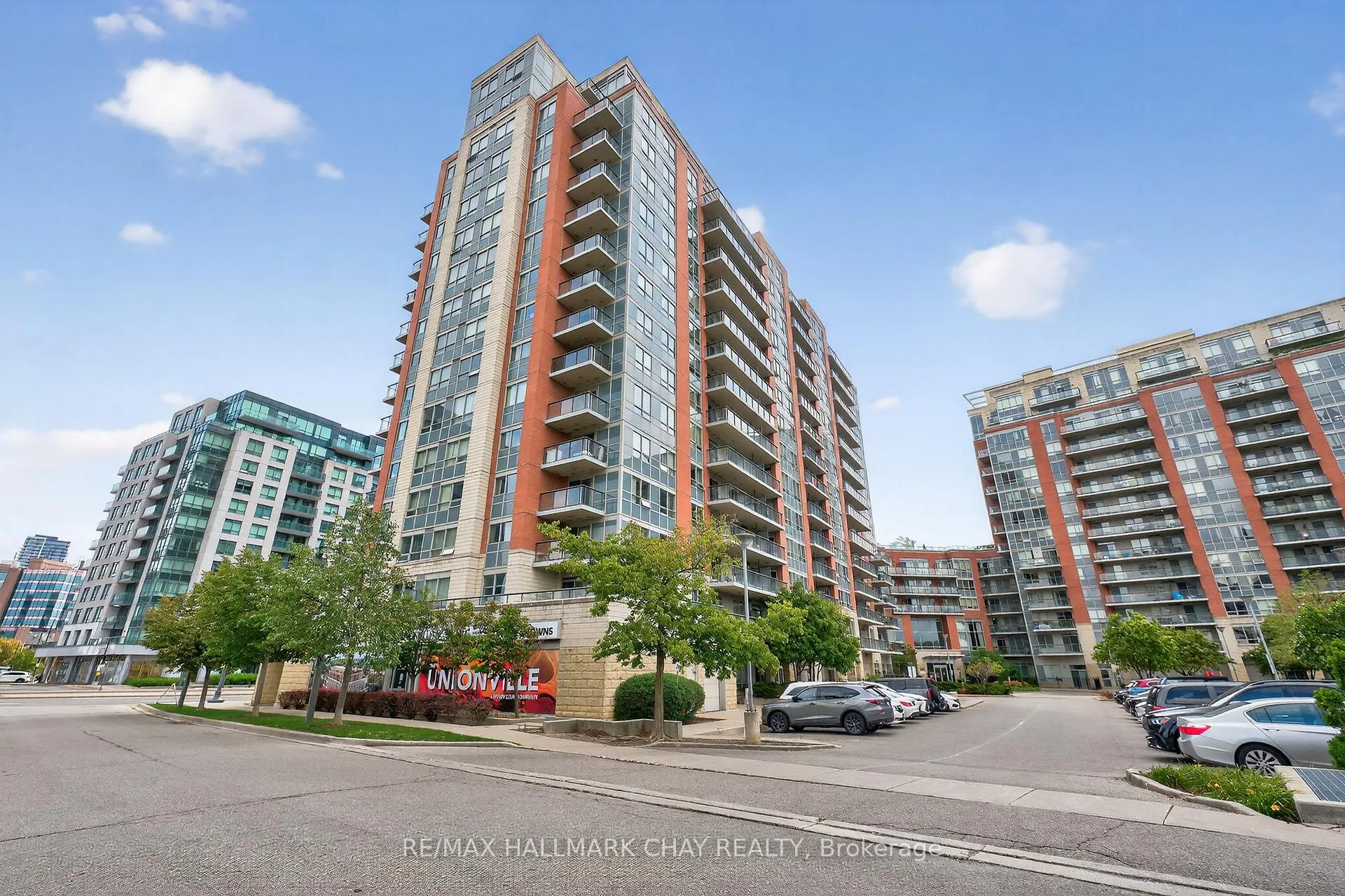 Front of Unit 819, 60 South Town Centre Boulevard