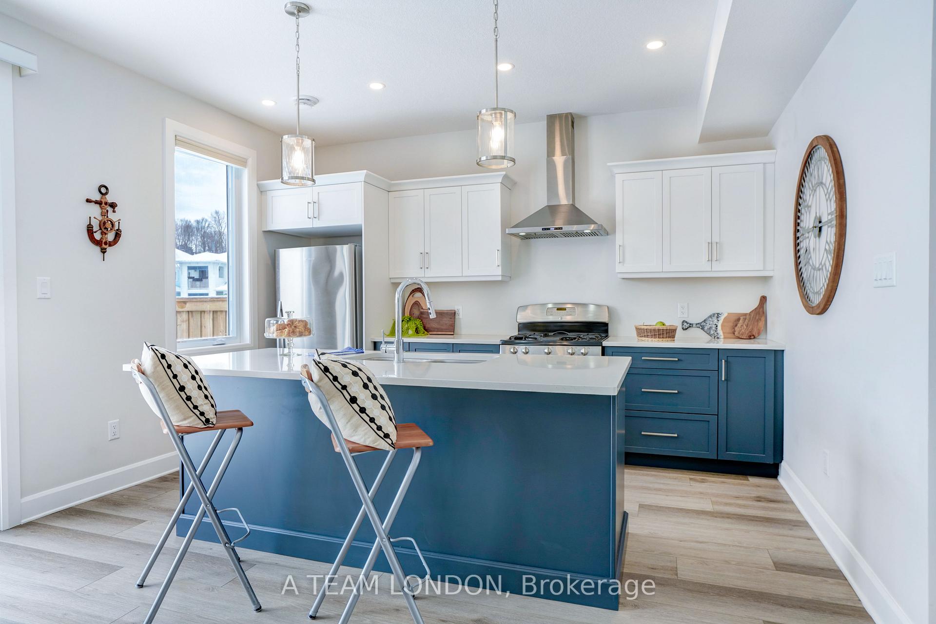 Photo 7 of 418 Breakwater Boulevard, Central Elgin, Rural Central Elgin — HOMEH