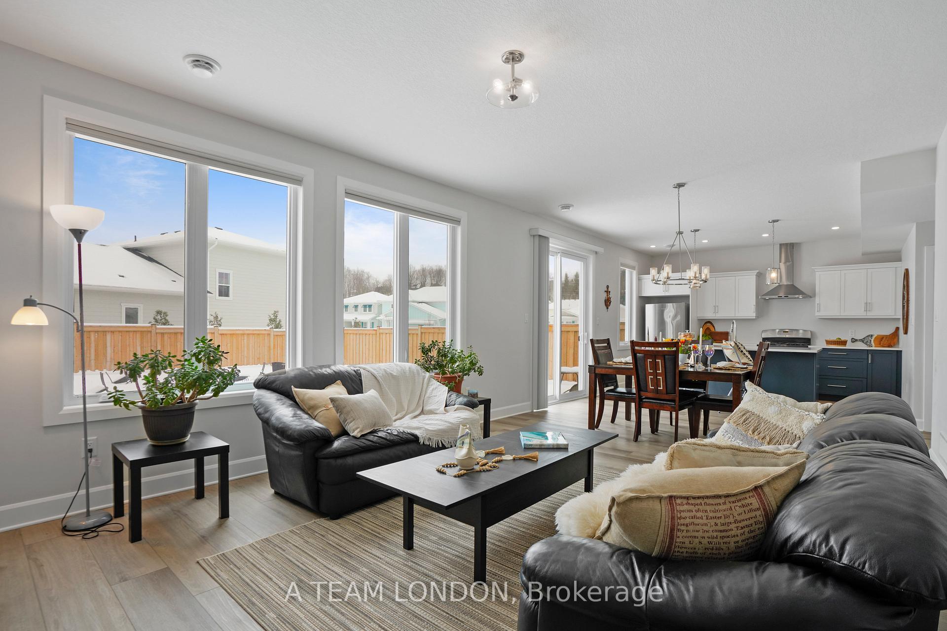 Photo 15 of 418 Breakwater Boulevard, Central Elgin, Rural Central Elgin — HOMEH