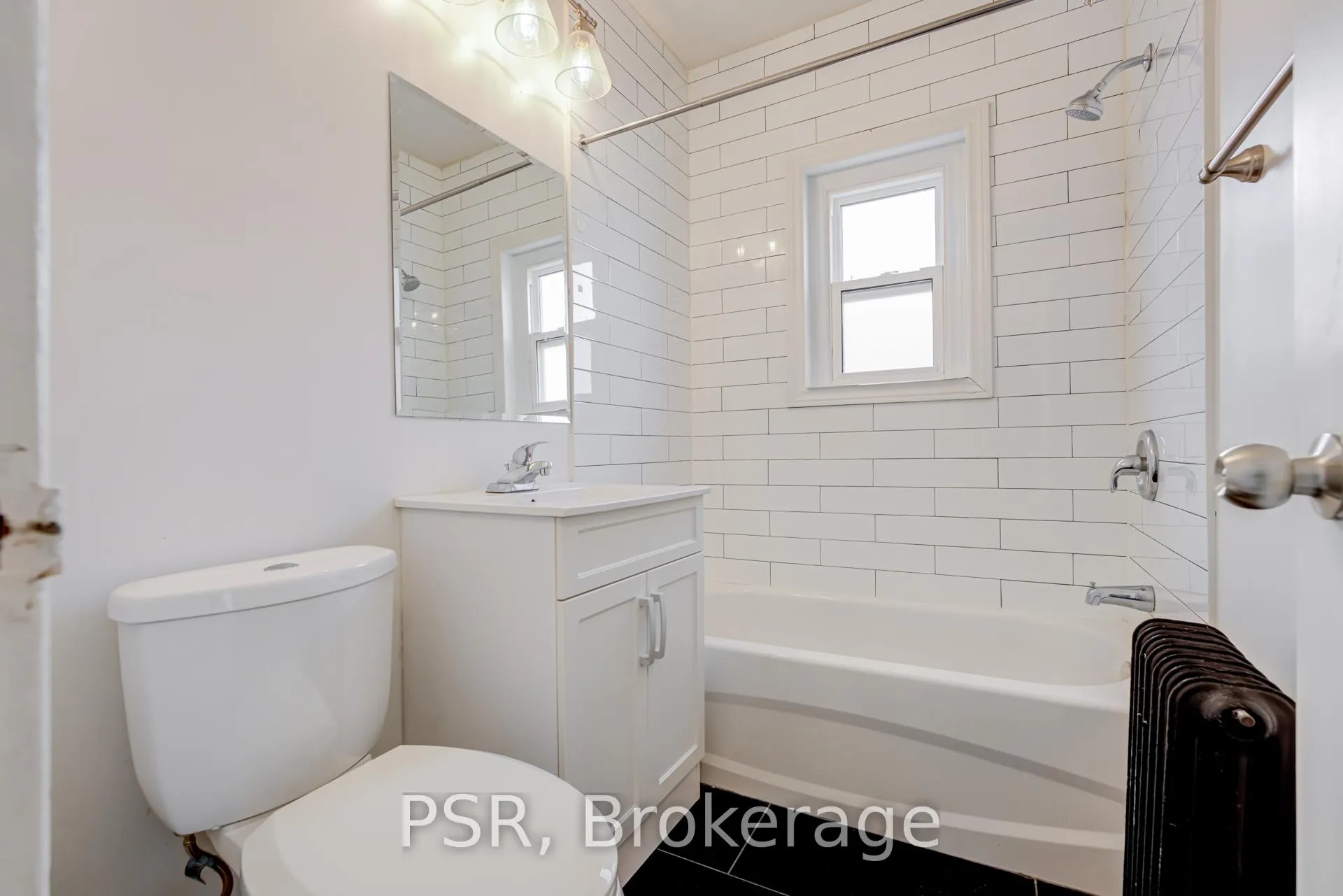 Photo 12 of Unit 403, 256 Sherbourne Street, Toronto, Moss Park — HOMEH