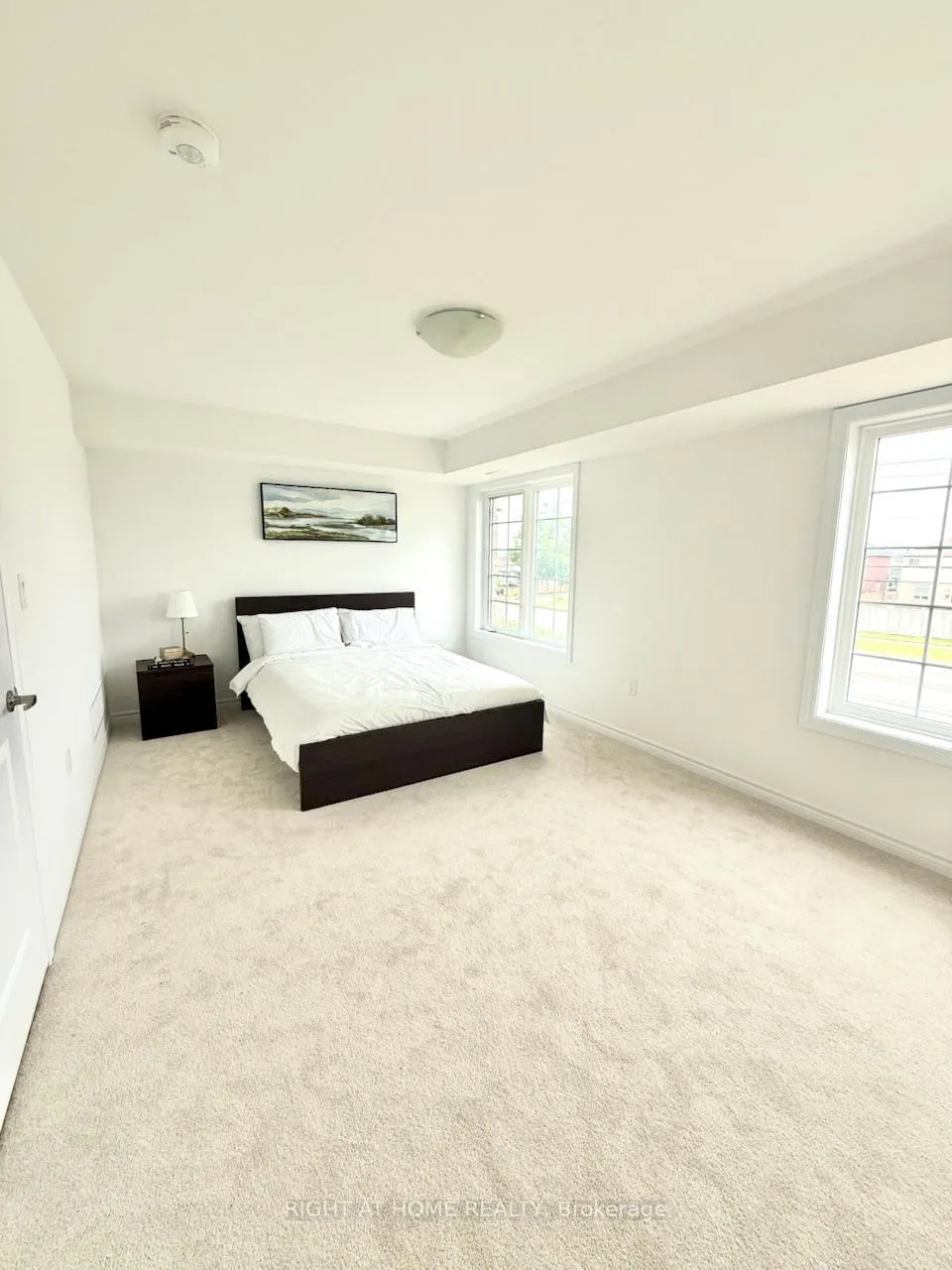 Photo 15 of Unit #2, 31 Pumpkin Corner Crescent, Barrie, Rural Barrie Southeast — HOMEH