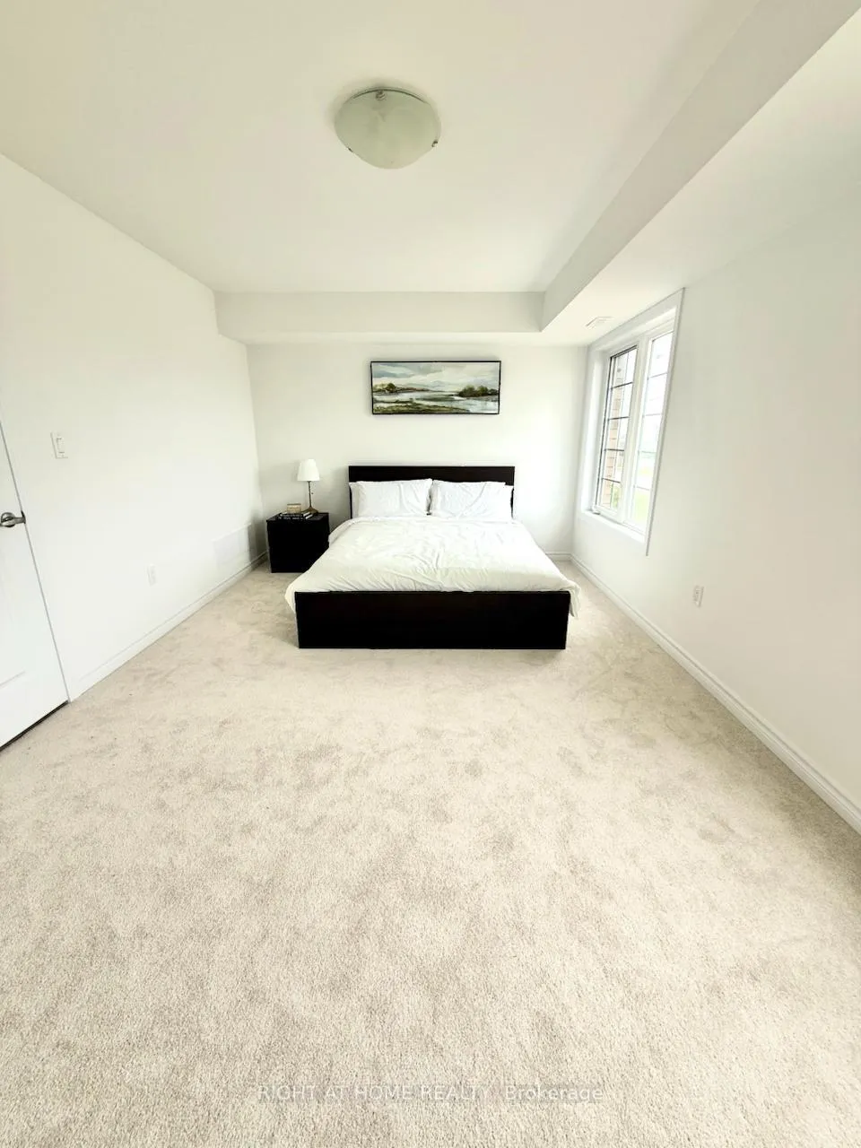 Photo 17 of Unit #2, 31 Pumpkin Corner Crescent, Barrie, Rural Barrie Southeast — HOMEH