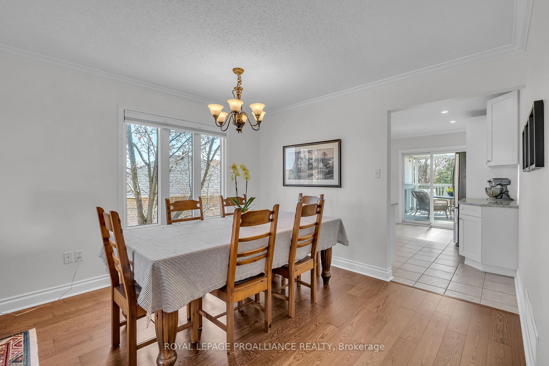 Photo 12 of 822 Munson Crescent, Cobourg — HOMEH