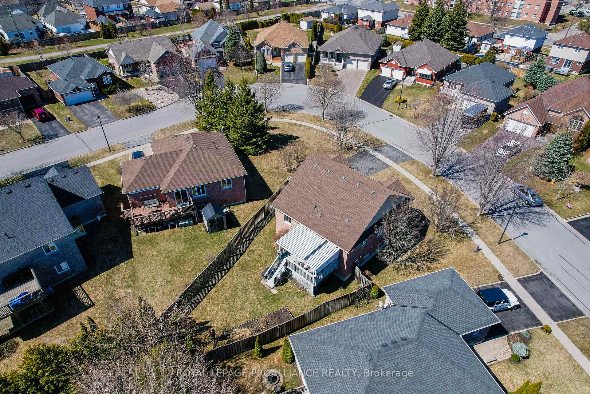 Photo 37 of 822 Munson Crescent, Cobourg — HOMEH