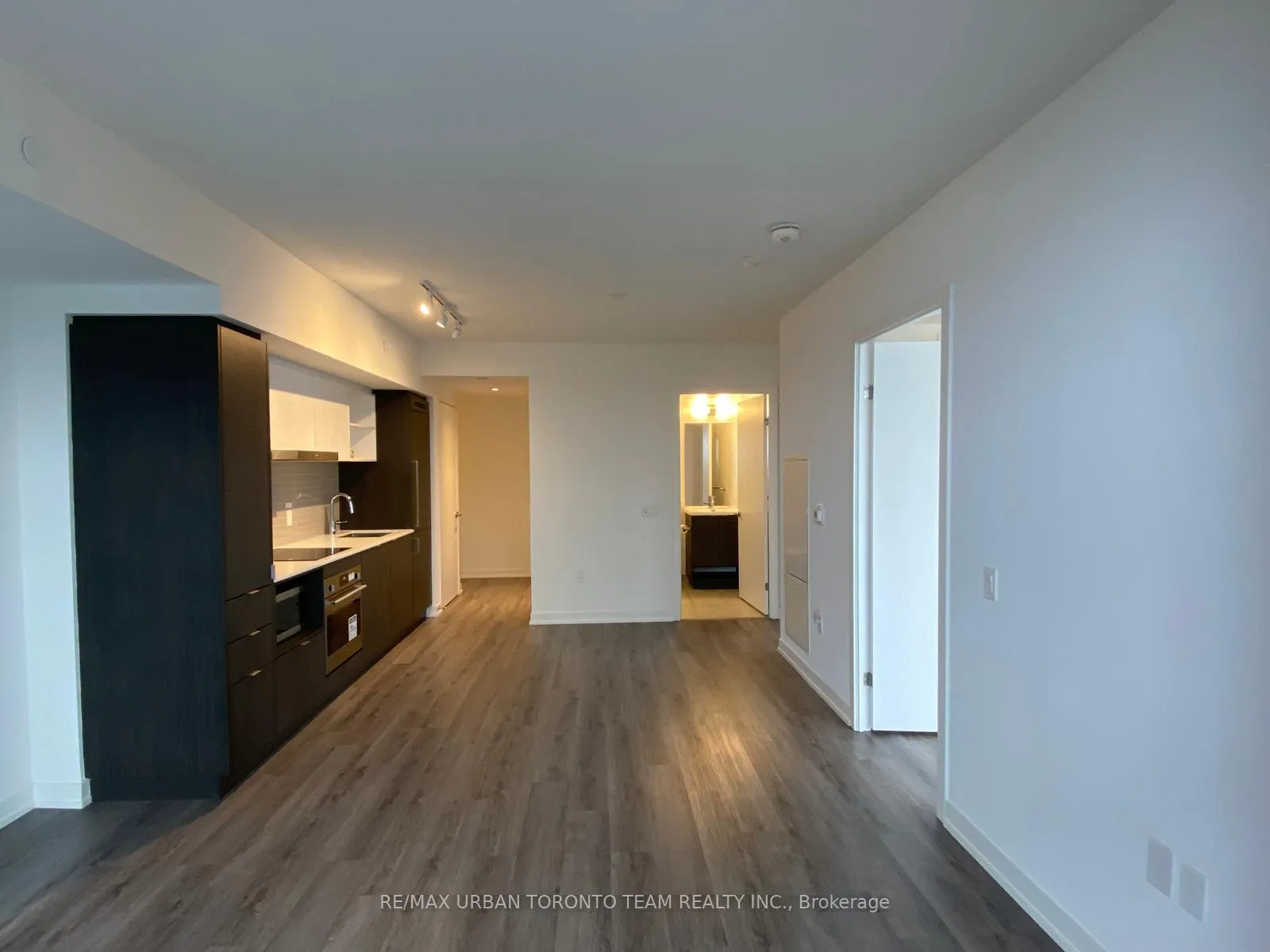 Photo 2 of Unit 3903, 138 Downes Street, Toronto, Waterfront Communities — HOMEH
