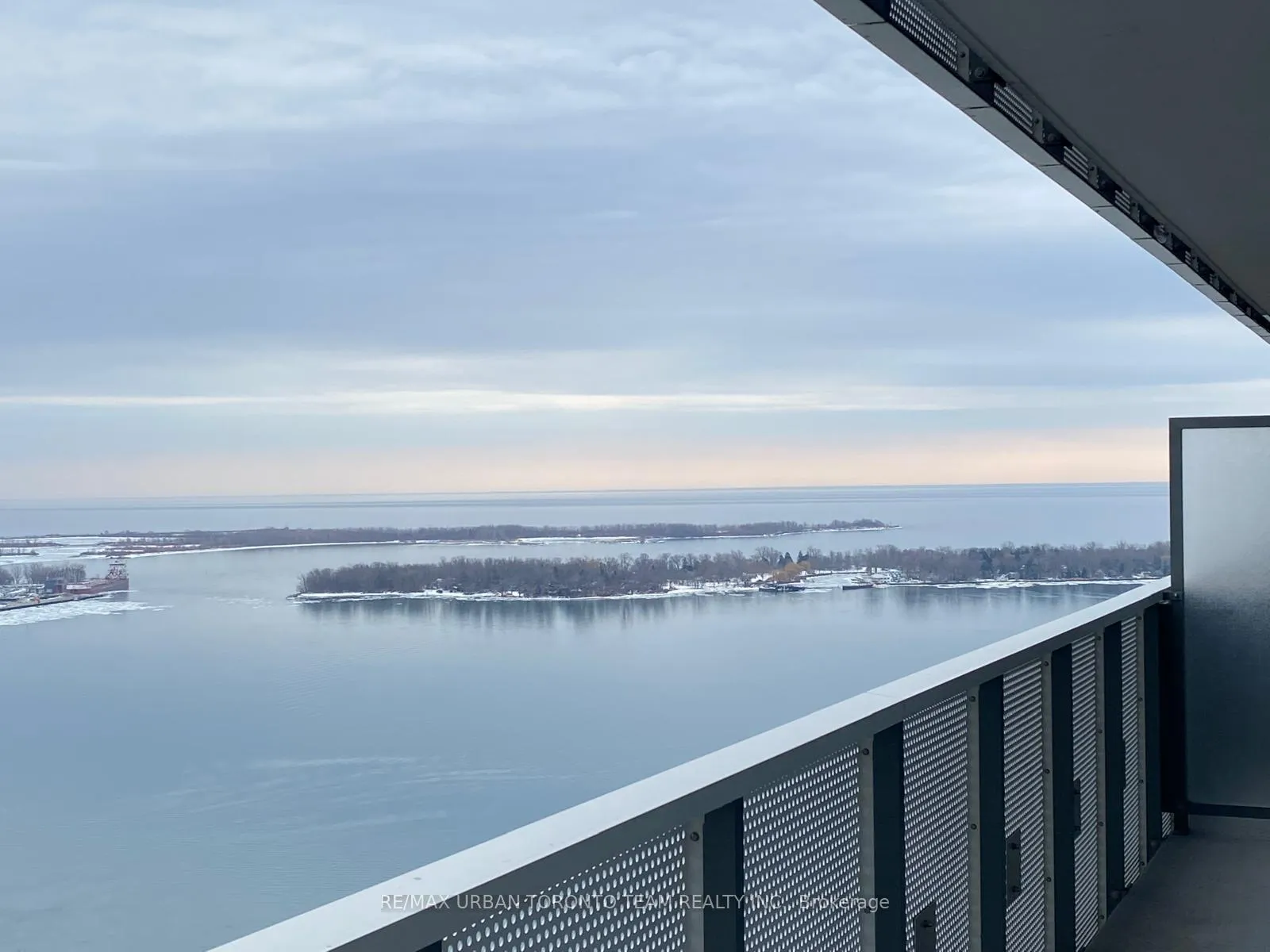 Photo 4 of Unit 3903, 138 Downes Street, Toronto, Waterfront Communities — HOMEH