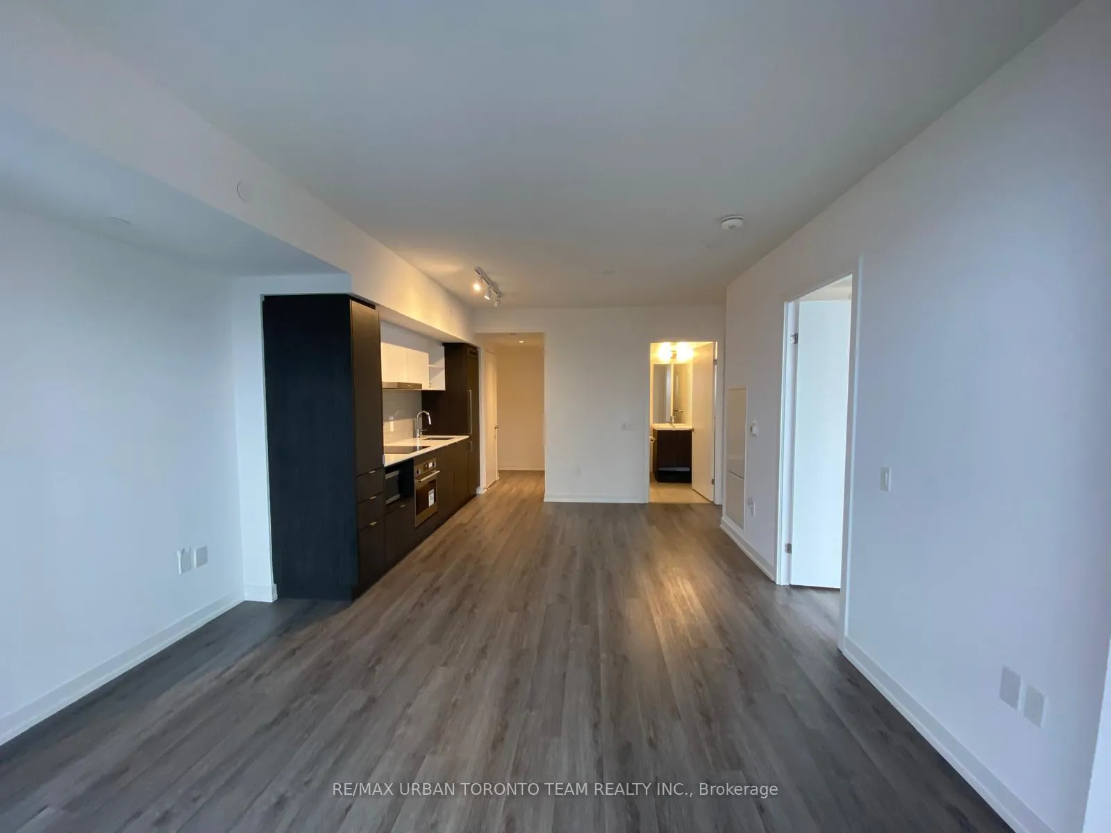 Photo 10 of Unit 3903, 138 Downes Street, Toronto, Waterfront Communities — HOMEH