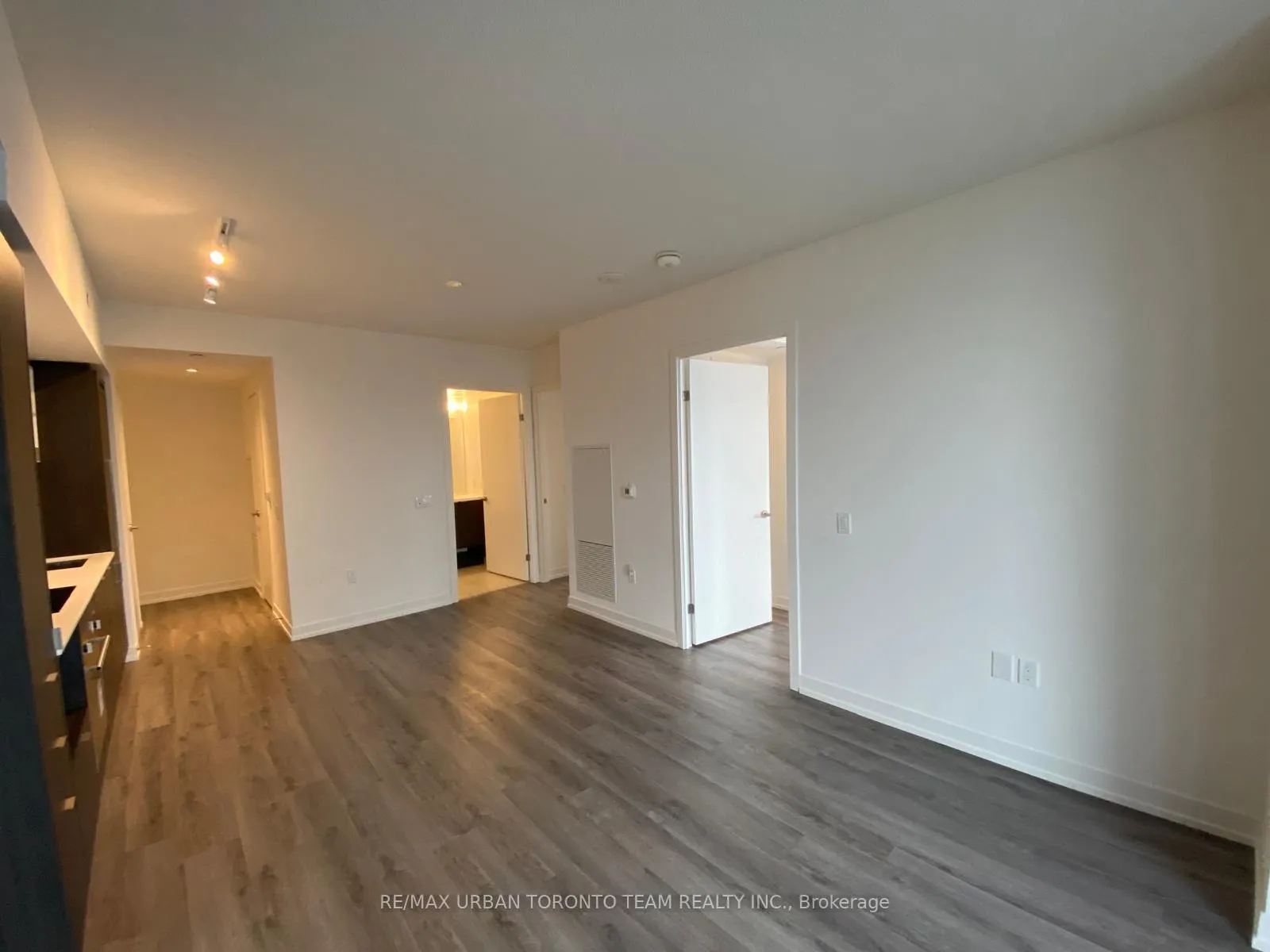 Photo 15 of Unit 3903, 138 Downes Street, Toronto, Waterfront Communities — HOMEH