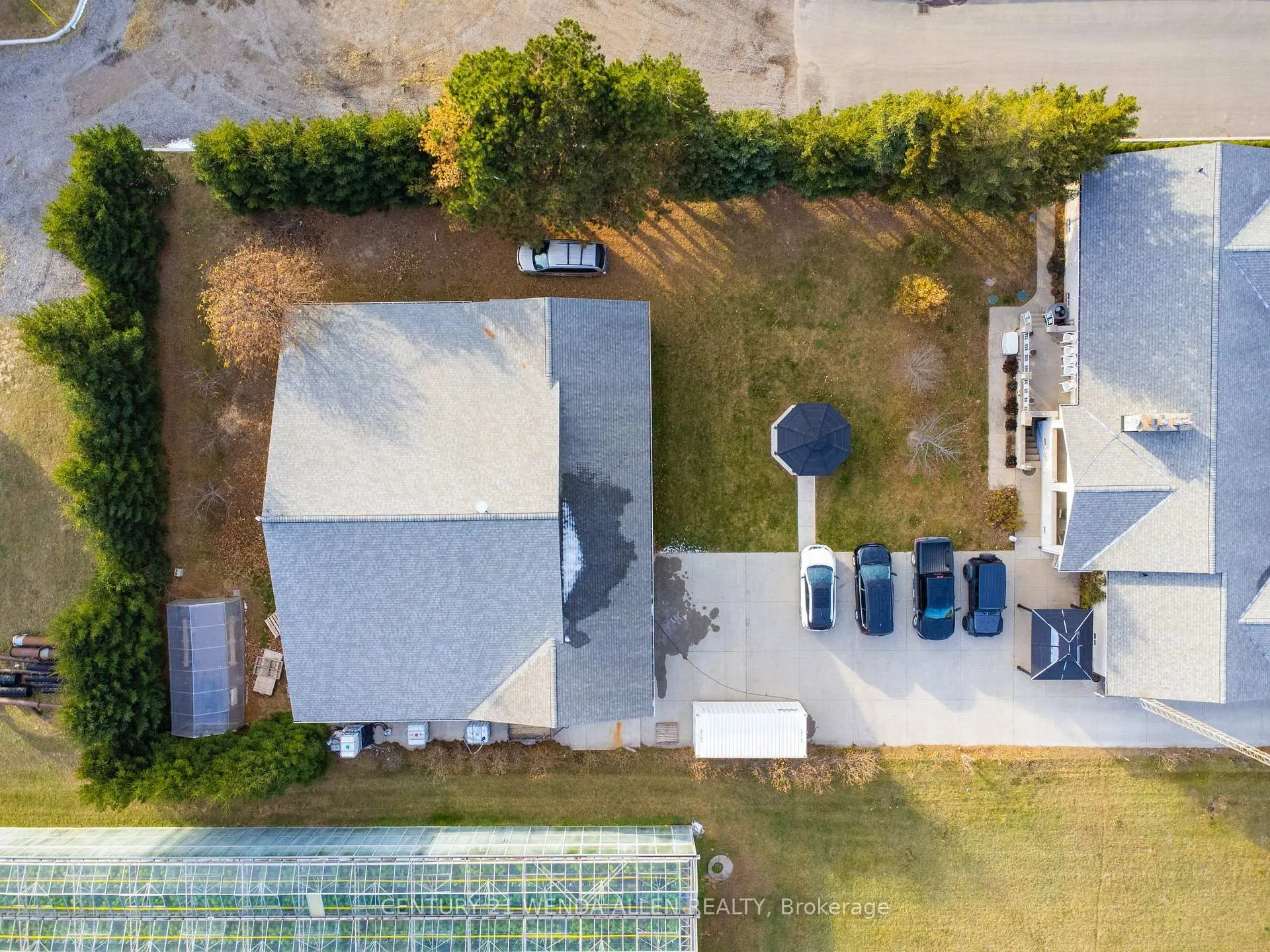 Photo 11 of 408 Mersea Road 3, Leamington — HOMEH