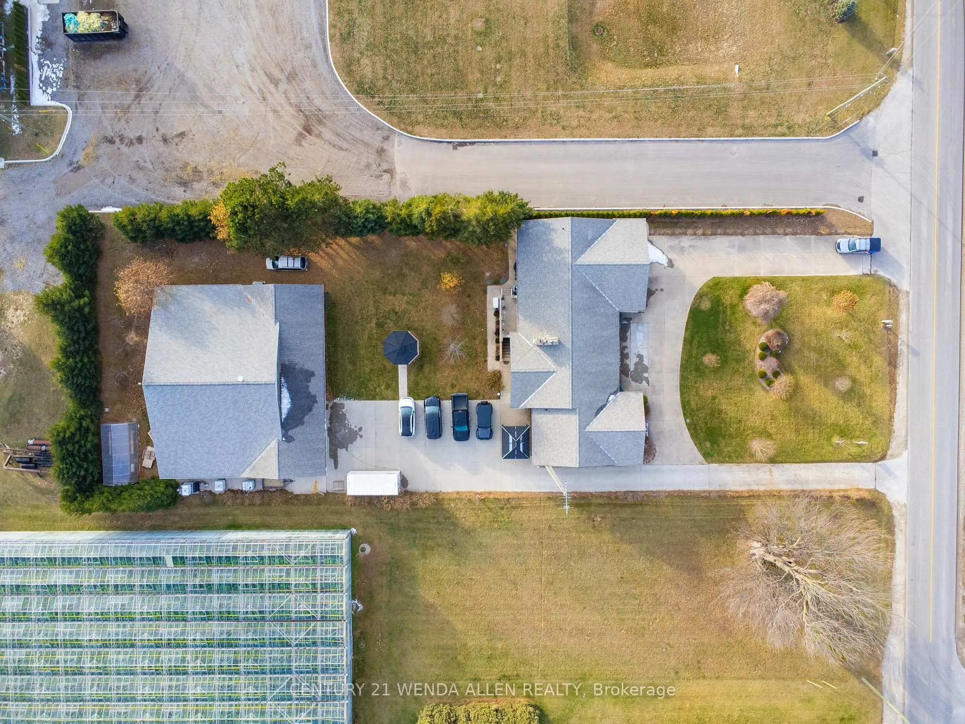 Photo 12 of 408 Mersea Road 3, Leamington — HOMEH
