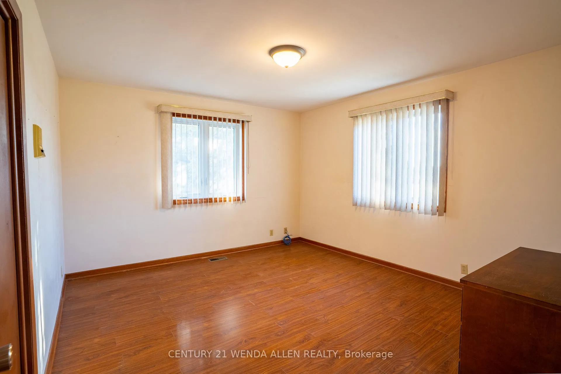 Photo 19 of 408 Mersea Road 3, Leamington — HOMEH