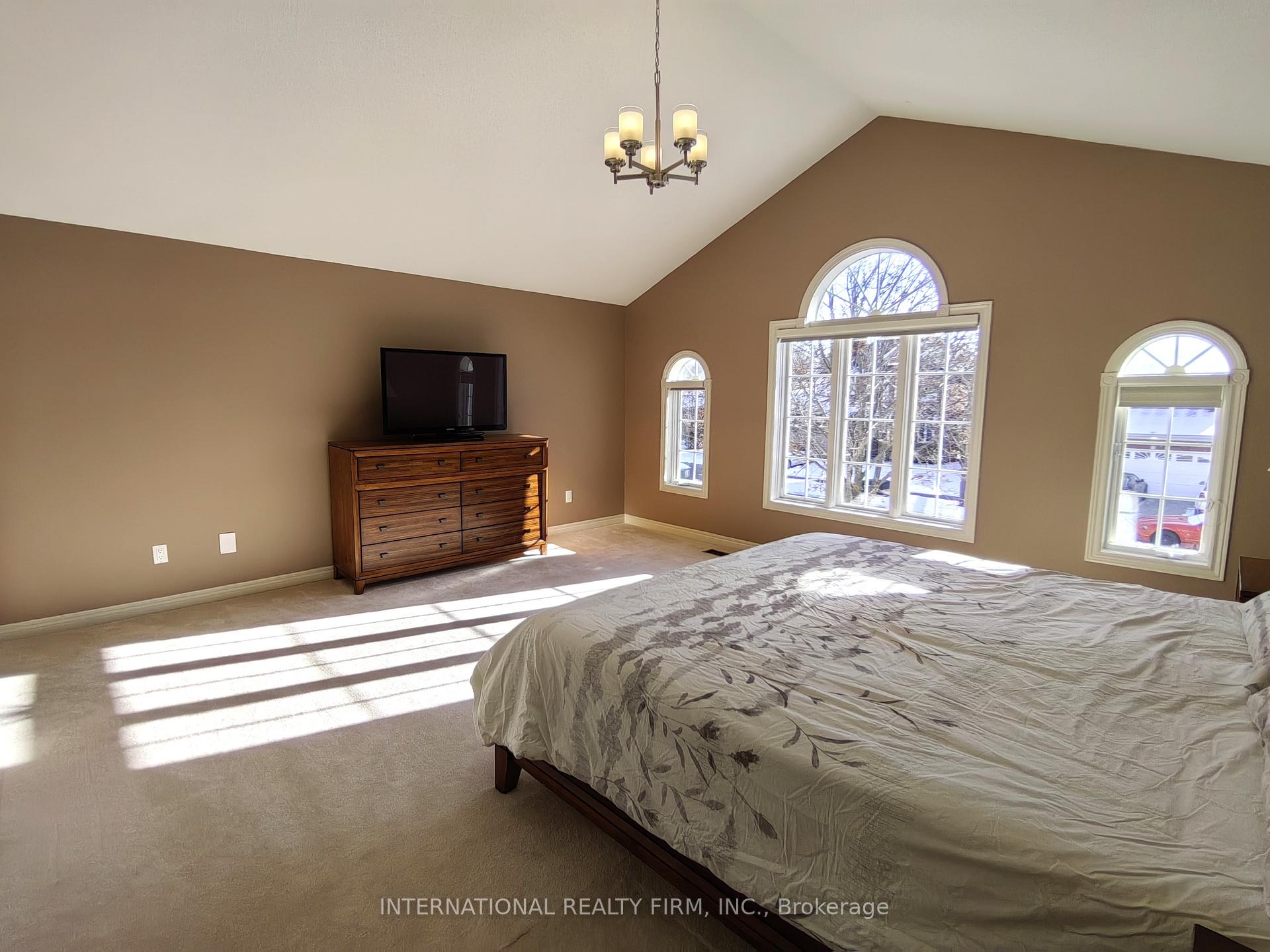 Photo 33 of 394 Delaney Drive, Ajax, Central West — HOMEH