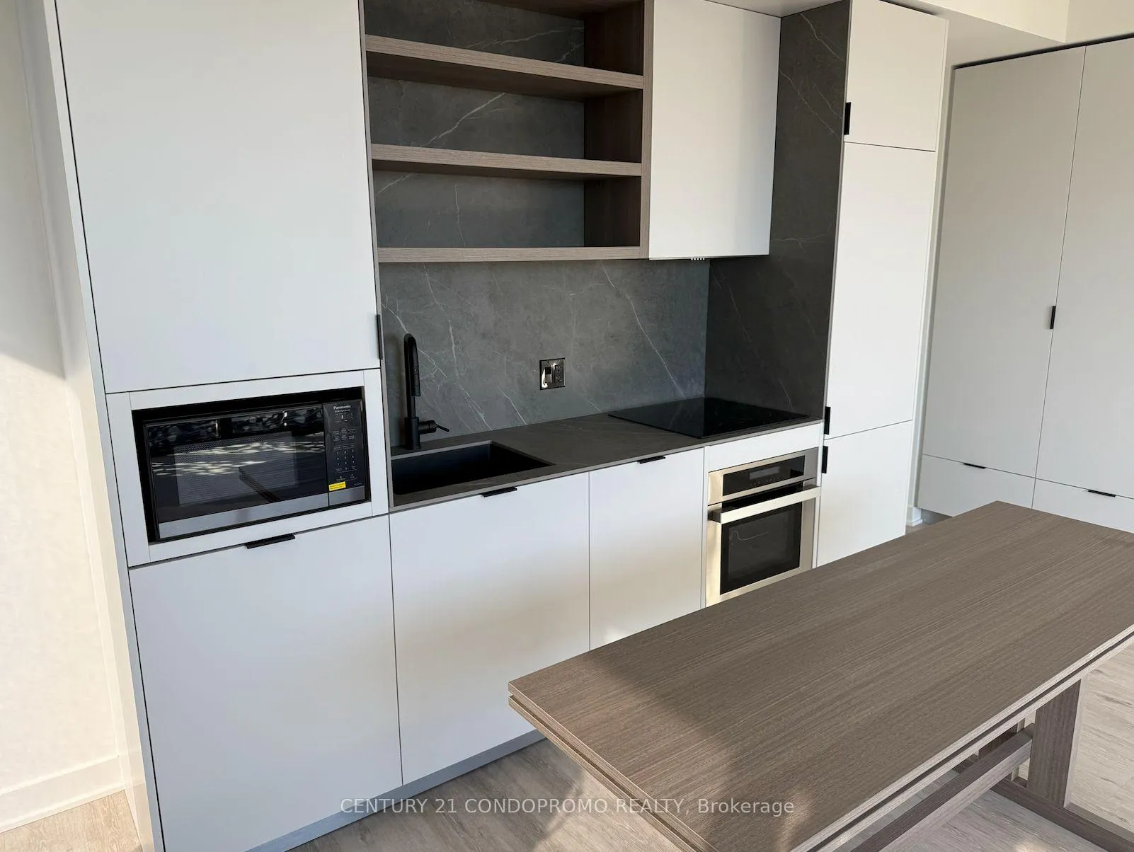 Photo 7 of Unit 4405, 55 Charles Street E, Toronto, Church-Yonge Corridor — HOMEH