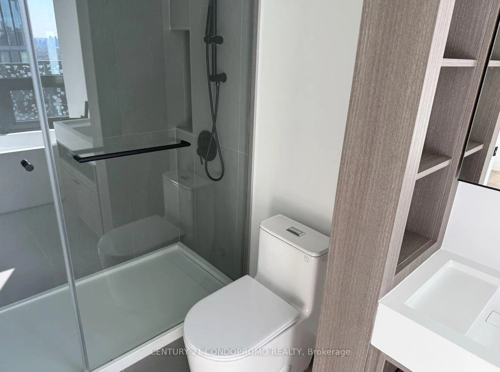 Photo 9 of Unit 4405, 55 Charles Street E, Toronto, Church-Yonge Corridor — HOMEH