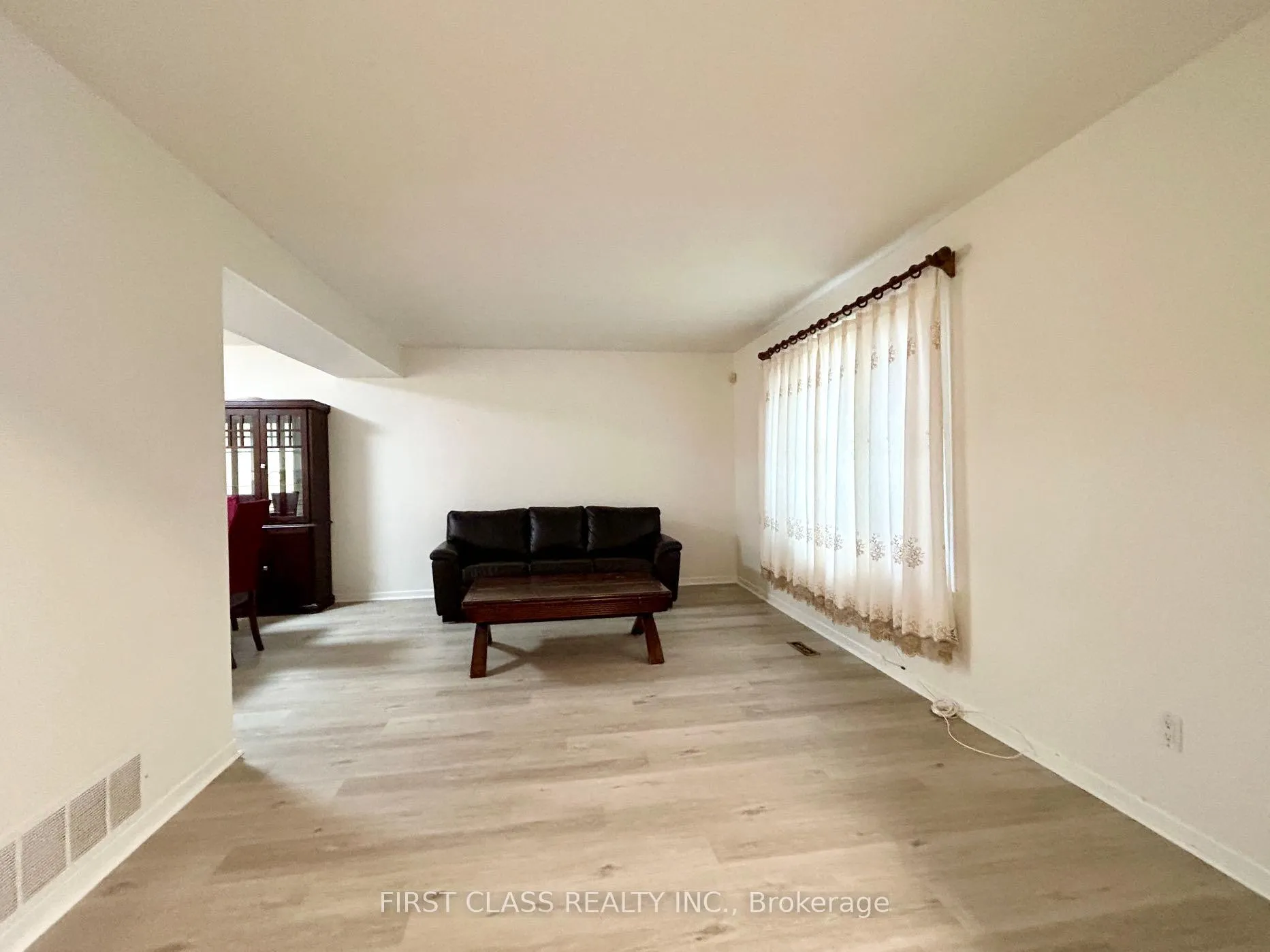Photo 3 of 67 Cherrystone Drive, North York, Hillcrest Village — HOMEH