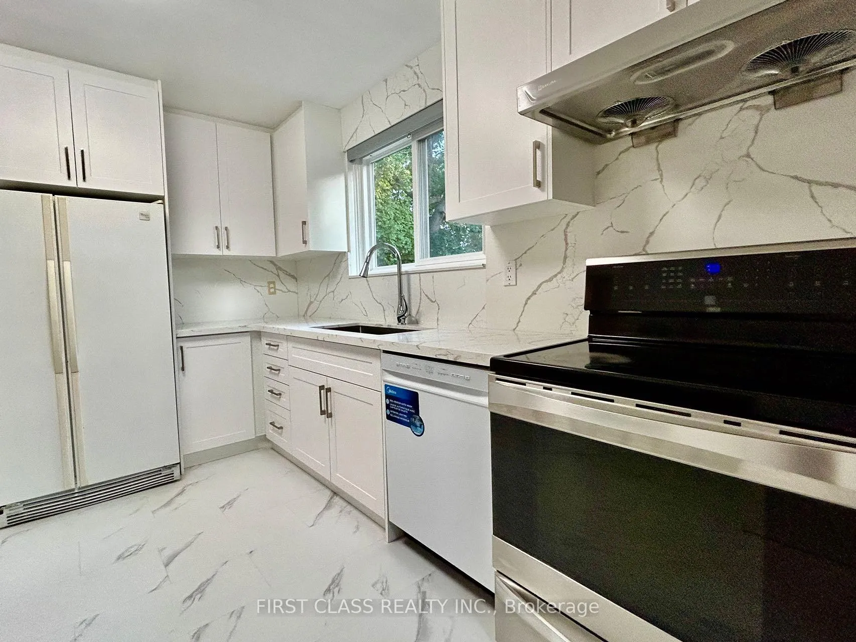 Photo 5 of 67 Cherrystone Drive, North York, Hillcrest Village — HOMEH