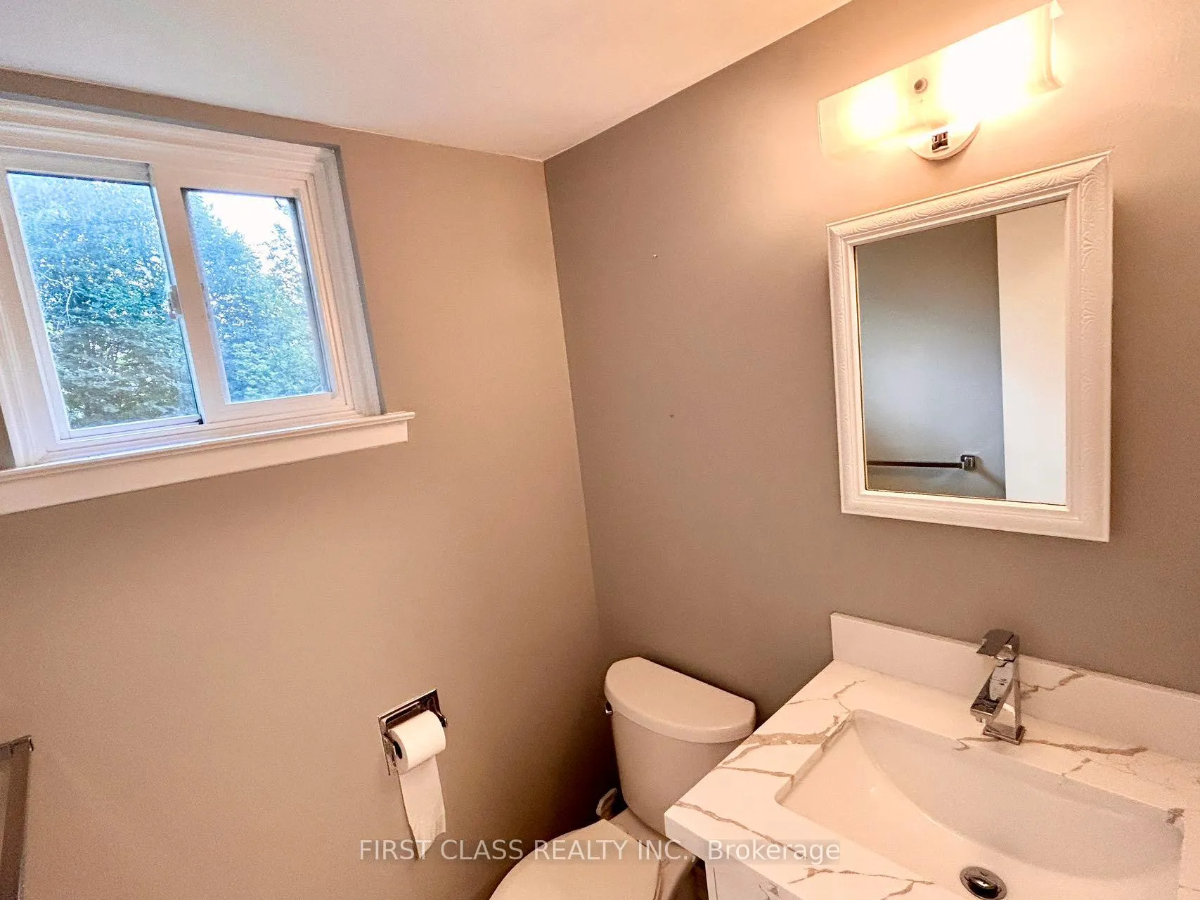 Photo 9 of 67 Cherrystone Drive, North York, Hillcrest Village — HOMEH