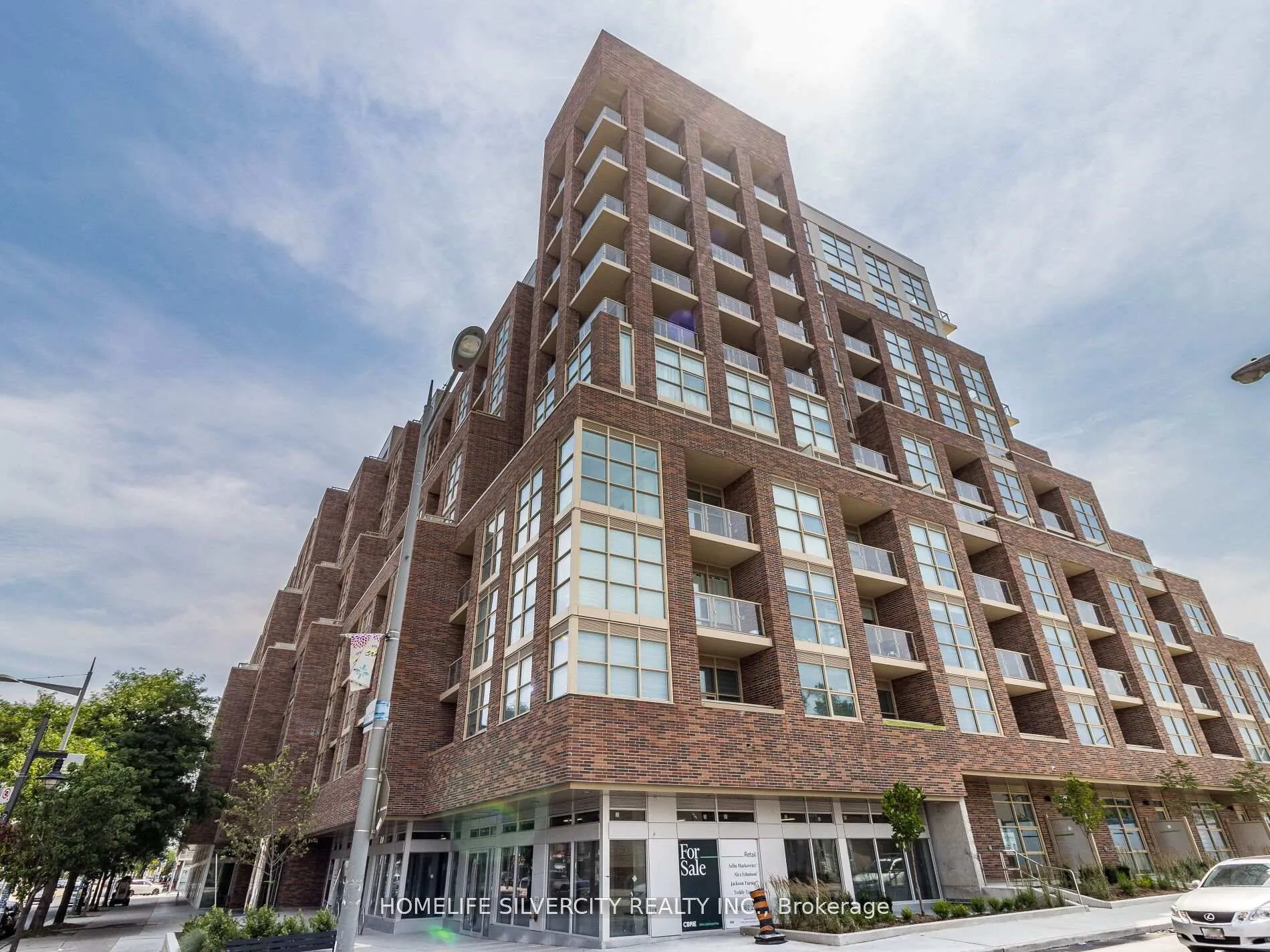 Front of Unit 107, 117 Ford Street S